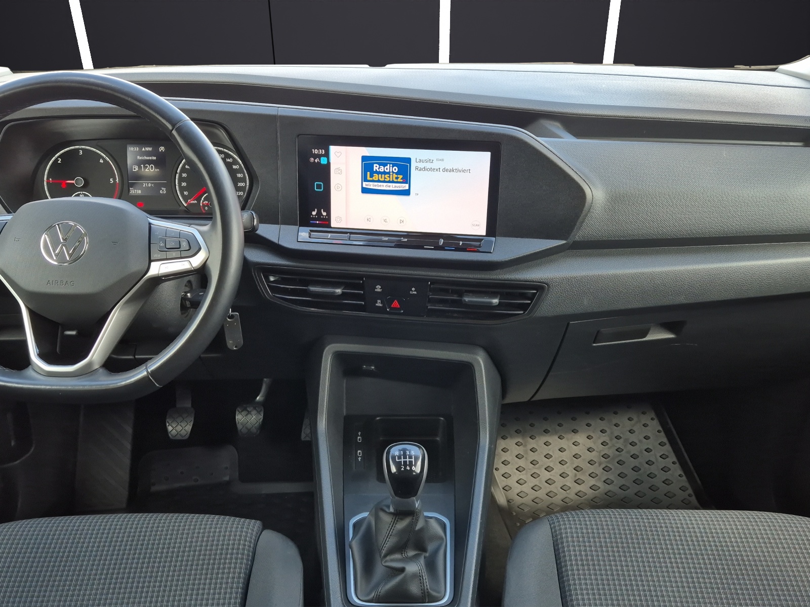 Fahrzeugabbildung Volkswagen Caddy Kombi TDI Standhzg Navi ACC PDC SHZ