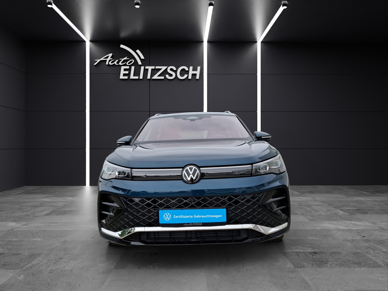 Fahrzeugabbildung Volkswagen Tiguan eTSI R-Line DSG Standhzg. Matrix AHK Navi AID HUD ACC RFK SH