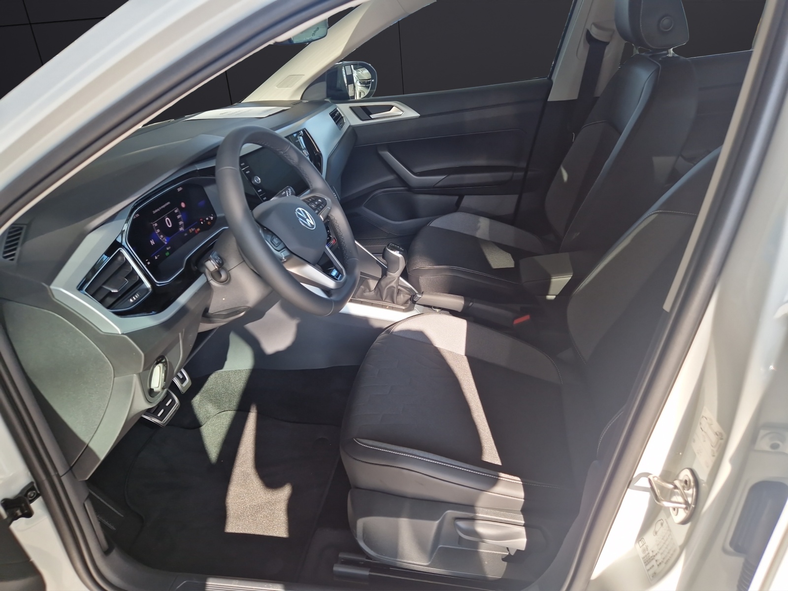 Fahrzeugabbildung Volkswagen Taigo 1.5 Goal IQ-LED NAVI KESSY RearView