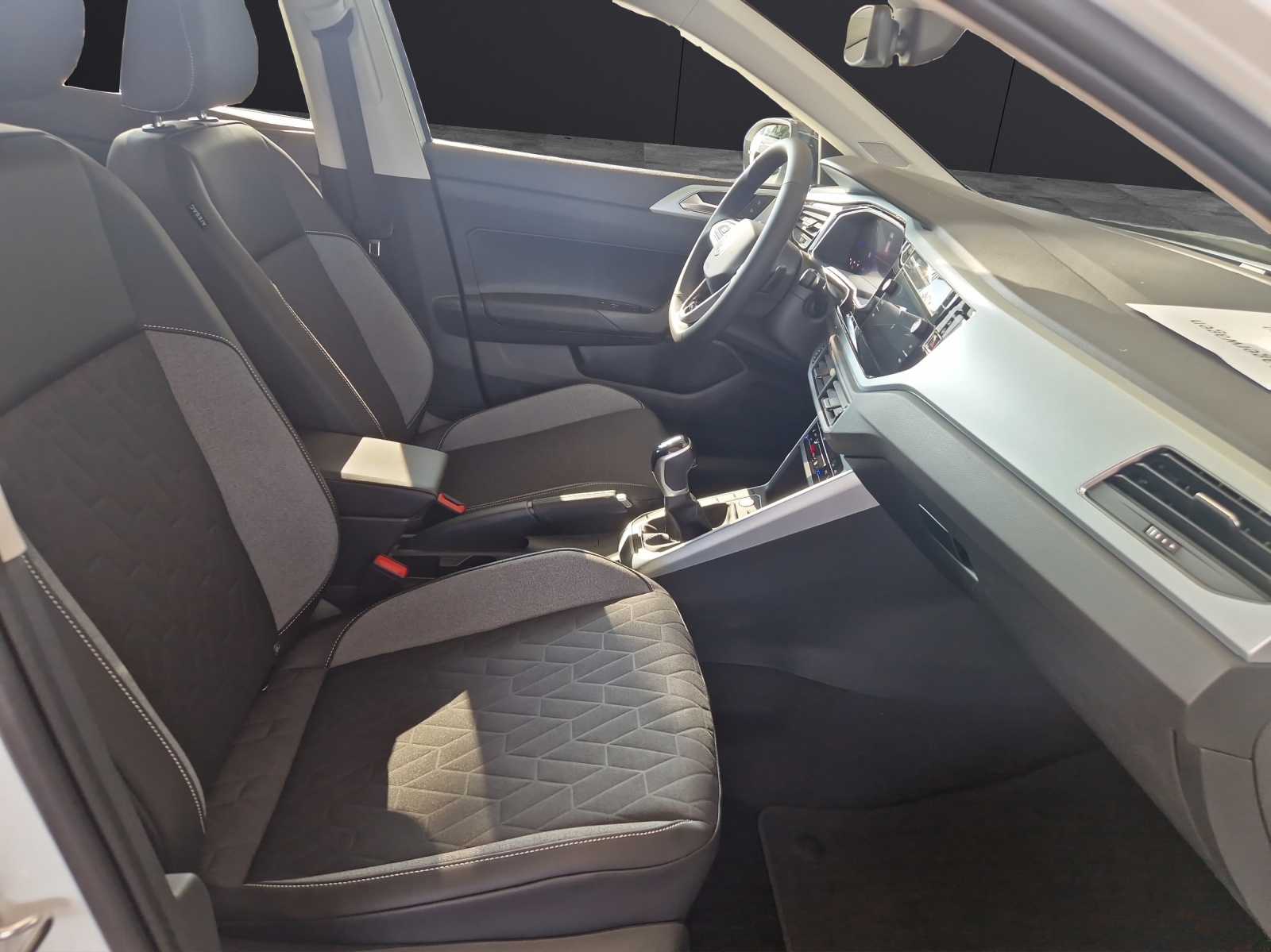 Fahrzeugabbildung Volkswagen Taigo 1.5 Goal IQ-LED NAVI KESSY RearView