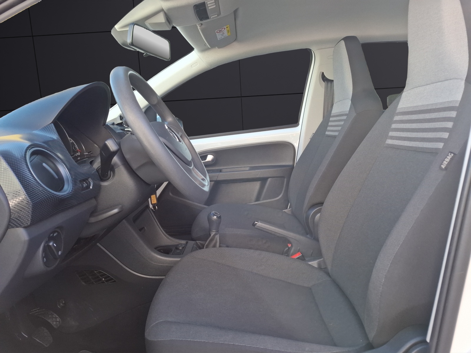 Fahrzeugabbildung Volkswagen up! Klima DAB SH