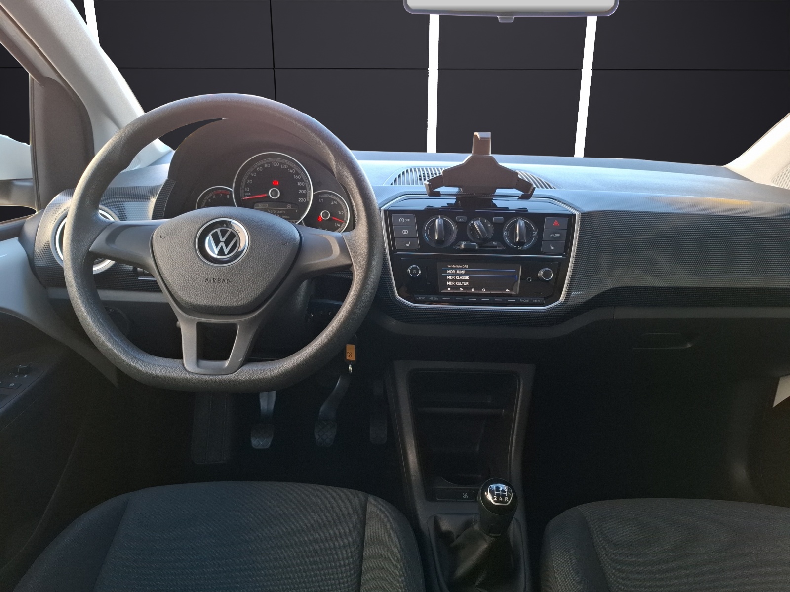 Fahrzeugabbildung Volkswagen up! Klima DAB SH