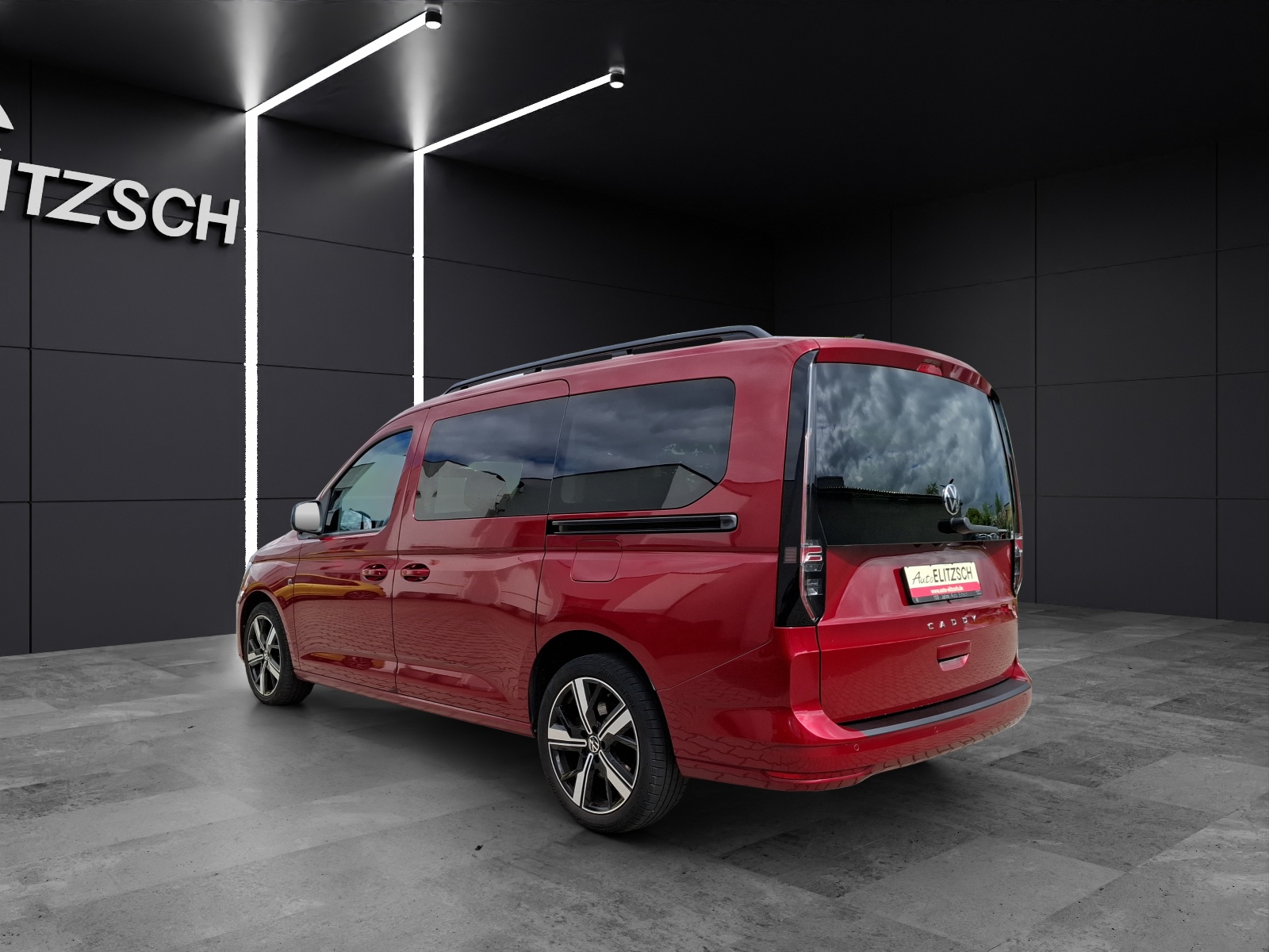 Fahrzeugabbildung Volkswagen Caddy TSI Maxi Move DSG 7-Si LED Navi AID Pano ACC RFK SH 18