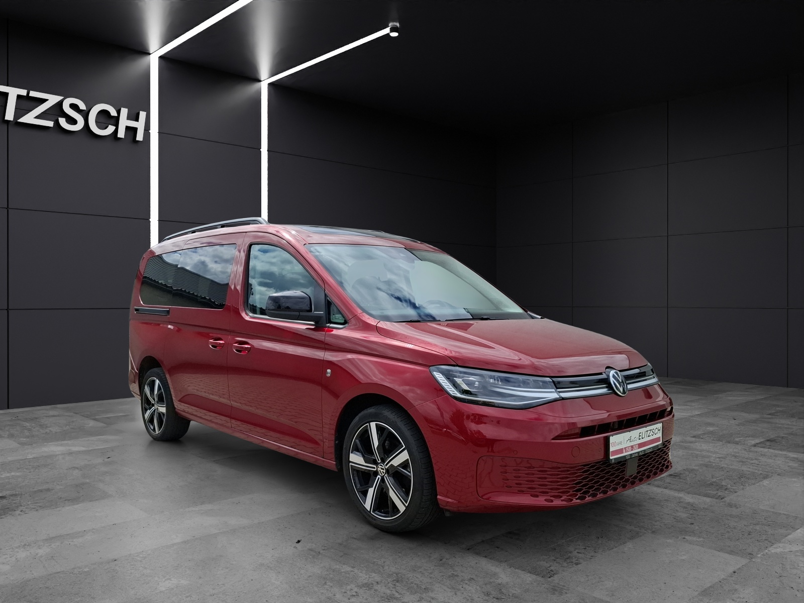 Fahrzeugabbildung Volkswagen Caddy TSI Maxi Move DSG 7-Si LED Navi AID Pano ACC RFK SH 18