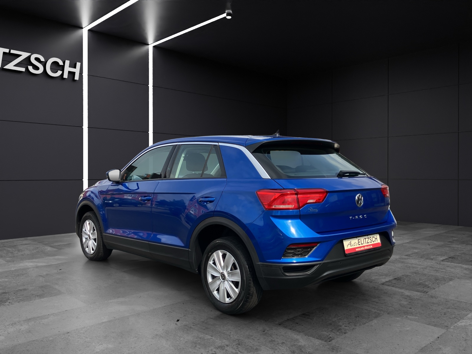 Fahrzeugabbildung Volkswagen T-Roc TSI AHK Climatic ACC PDC SH LM