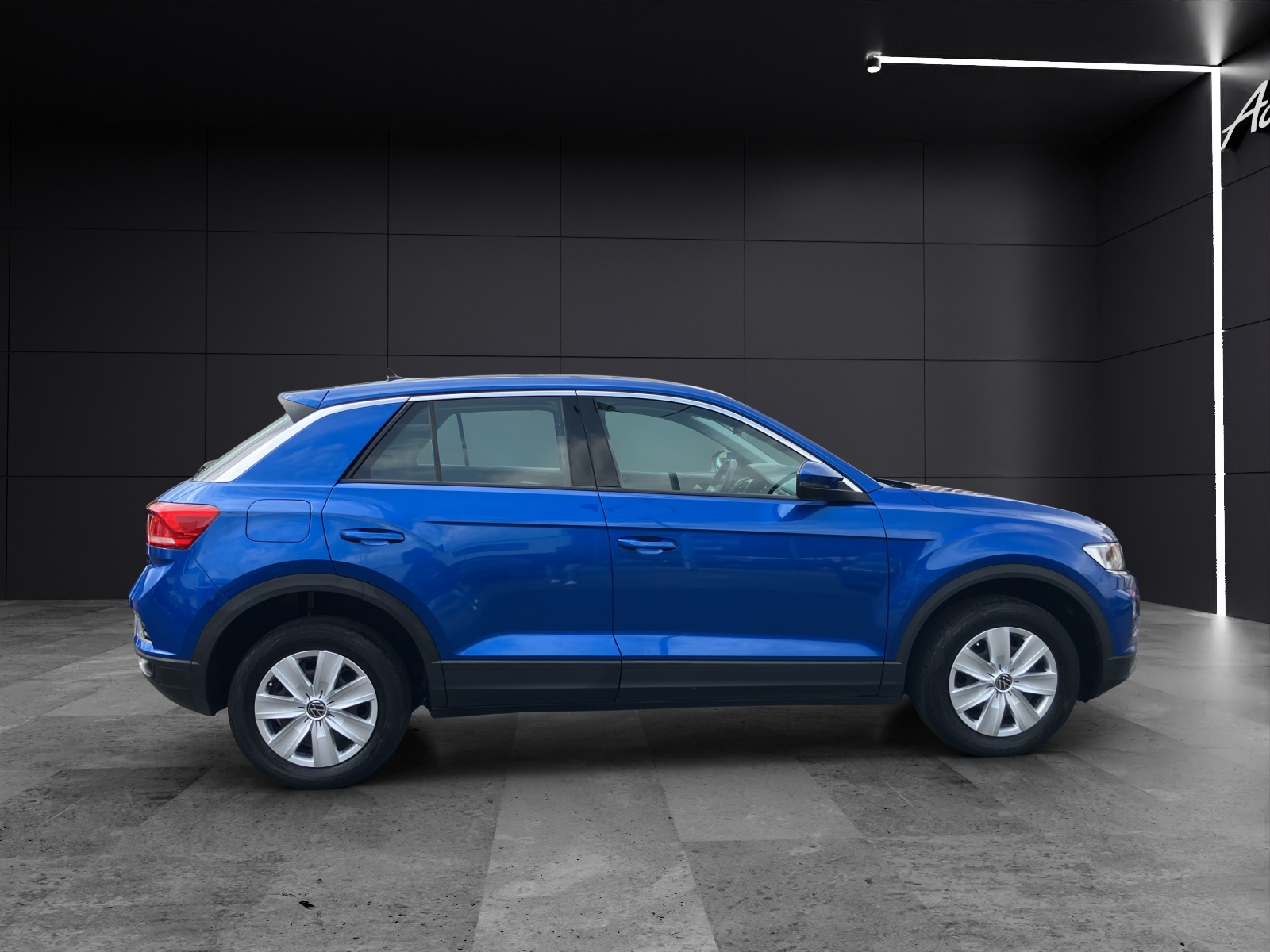 Fahrzeugabbildung Volkswagen T-Roc TSI AHK Climatic ACC PDC SH LM