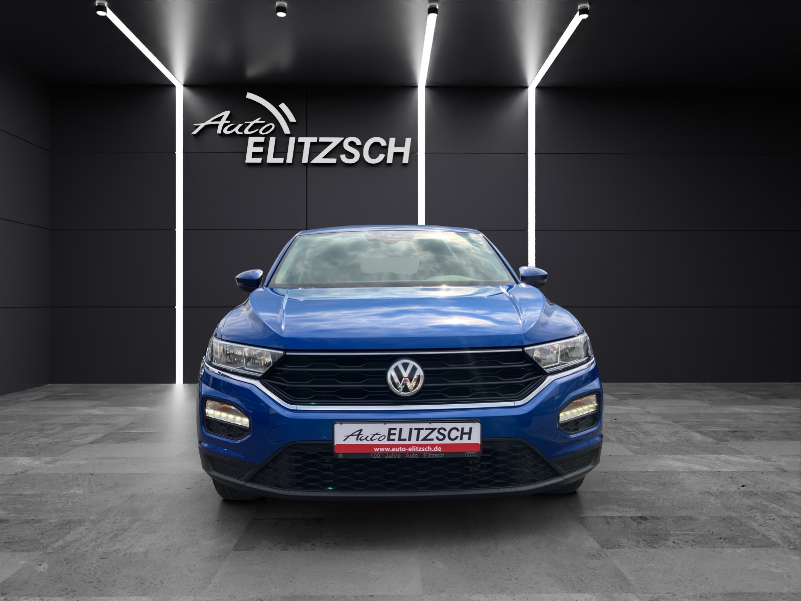 Fahrzeugabbildung Volkswagen T-Roc TSI AHK Climatic ACC PDC SH LM