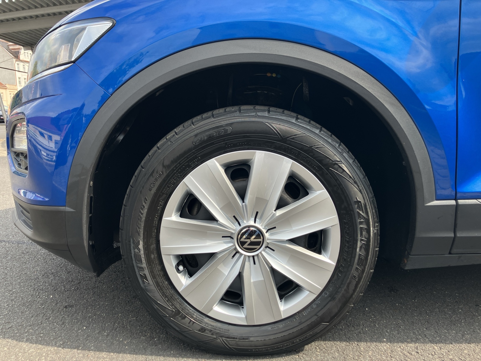 Fahrzeugabbildung Volkswagen T-Roc TSI AHK Climatic ACC PDC SH LM