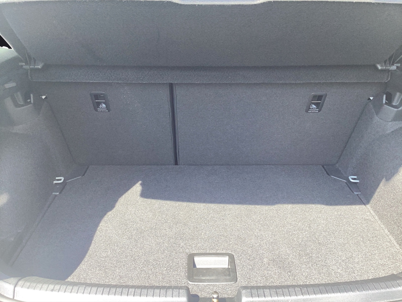 Fahrzeugabbildung Volkswagen Polo TSI Life LED CarPlay AID Klima GRA PDC