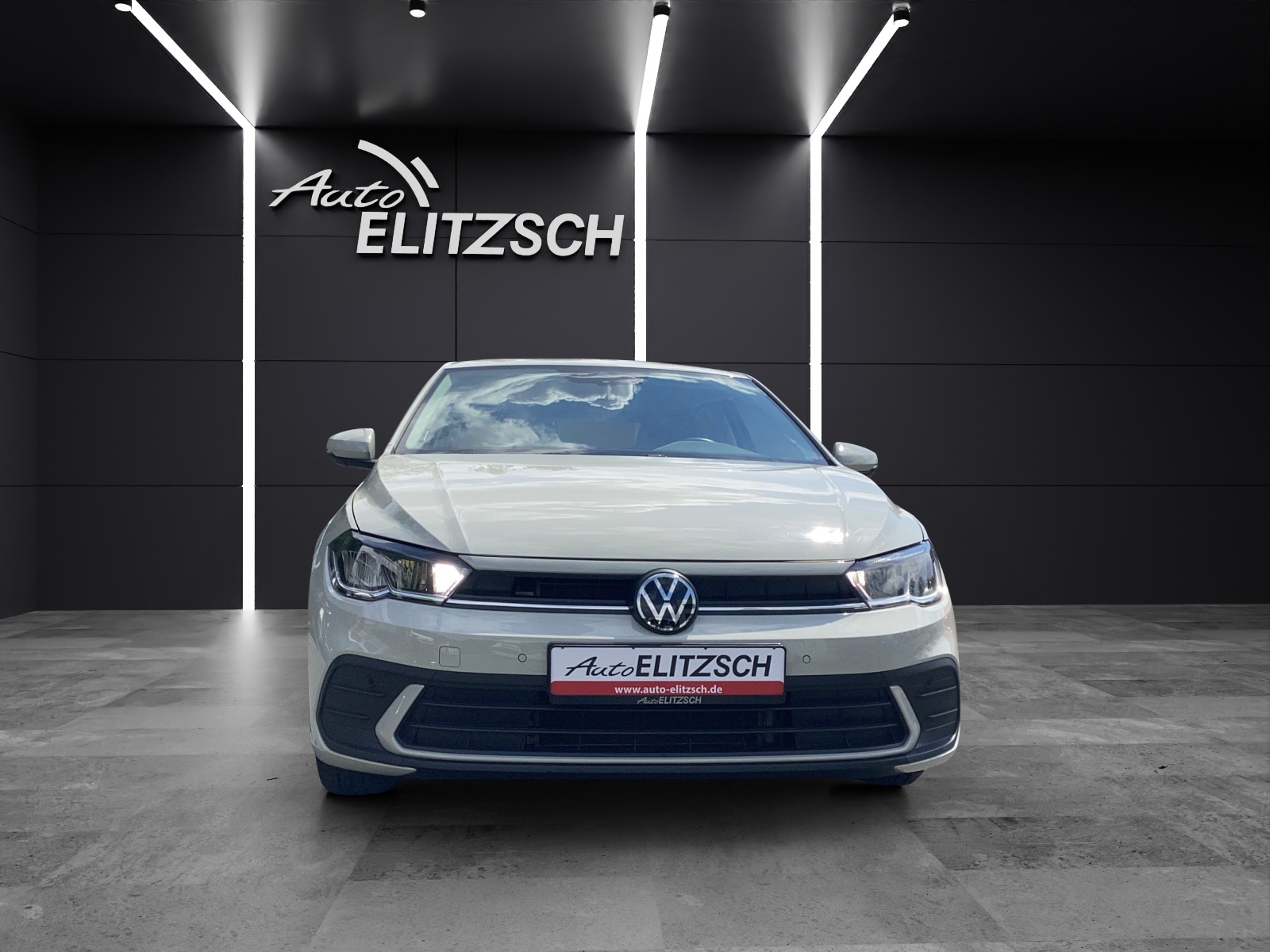 Fahrzeugabbildung Volkswagen Polo TSI Life LED CarPlay AID Klima GRA PDC
