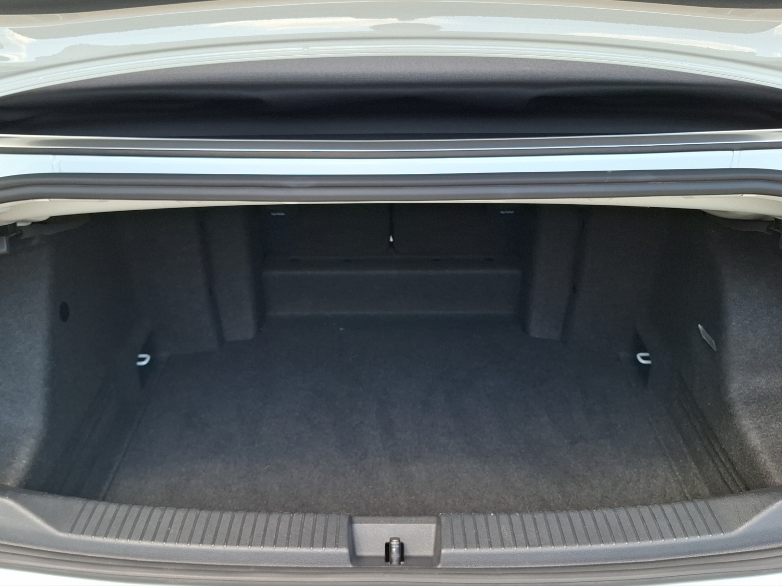 Fahrzeugabbildung Volkswagen T-Roc Cabriolet TSI Style LEDplus Navi AID ACC RFK SH 18