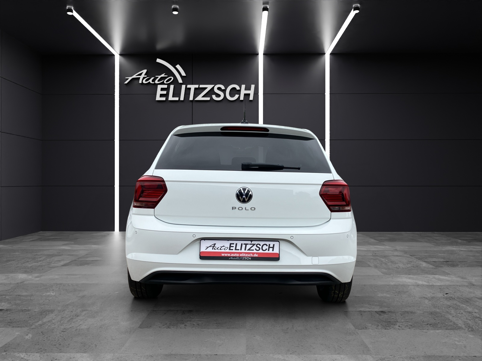 Fahrzeugabbildung Volkswagen Polo Highline TSI DSG LED ACC SHZ PDC Navi Ambiente Klima