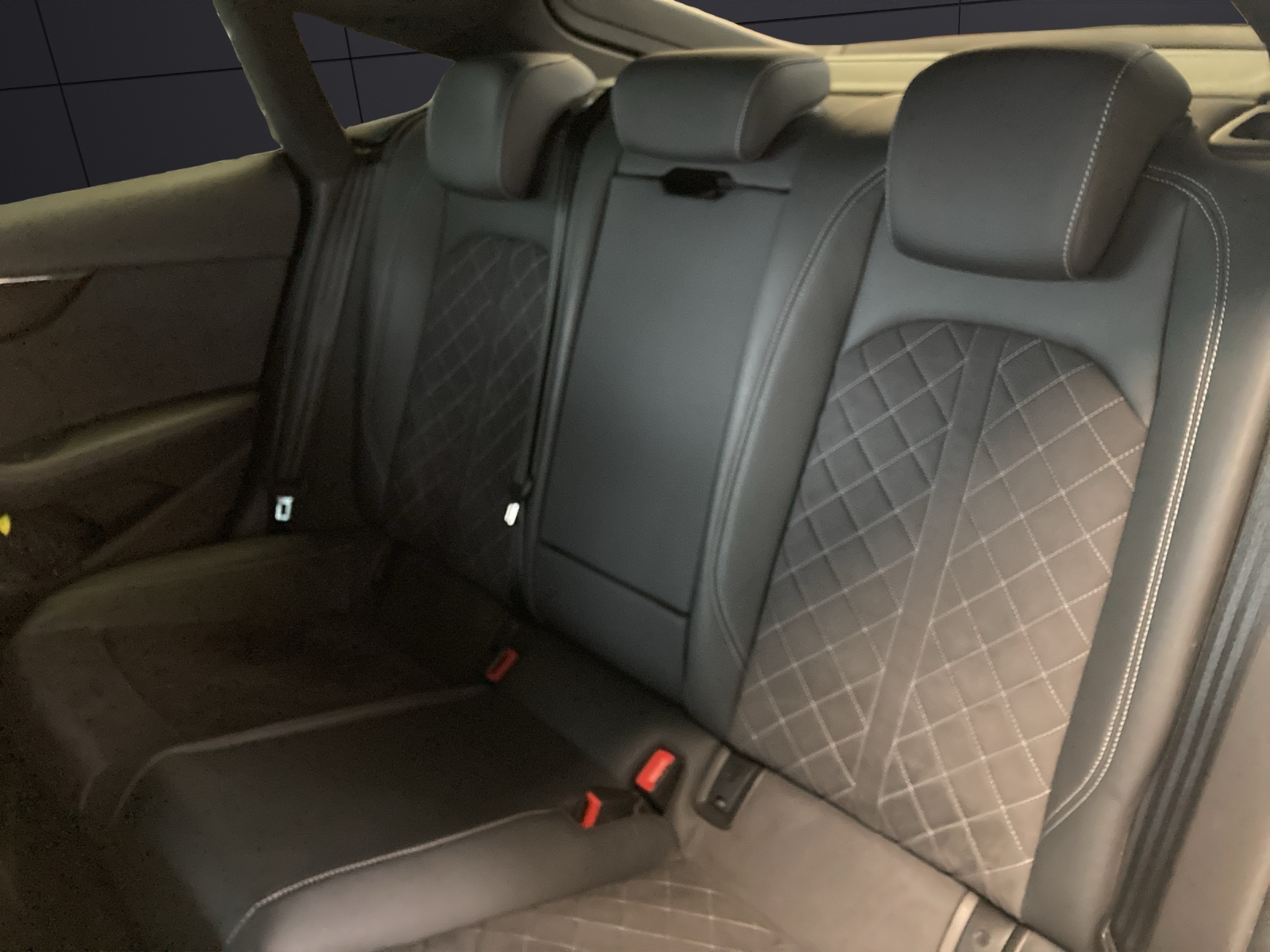 Fahrzeugabbildung Audi S5 Sportback TDI quattro STH Matrix Navi Pano AVC RFK SH 20