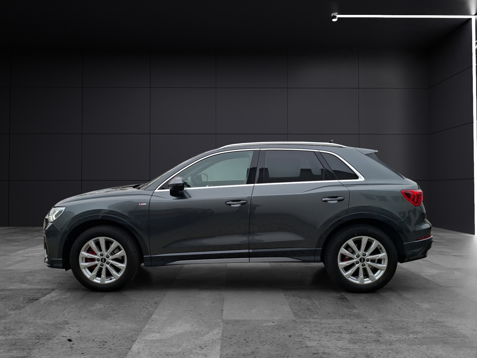 Fahrzeugabbildung Audi Q3 40 TFSI S-line quattro S-tronic LED AHK Navi AVC ACC PDC SH 18