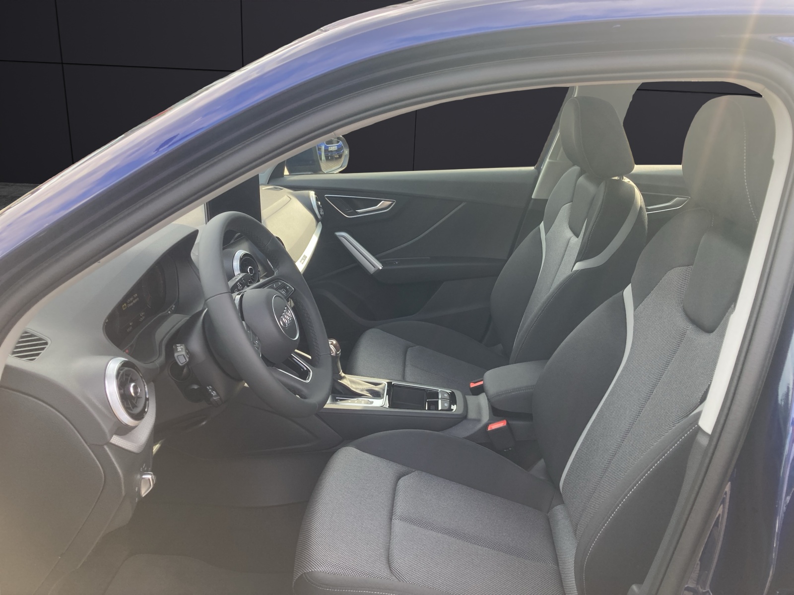 Fahrzeugabbildung Audi Q2 35 TFSI advanced, MatrixLED, virtual cockpit plus