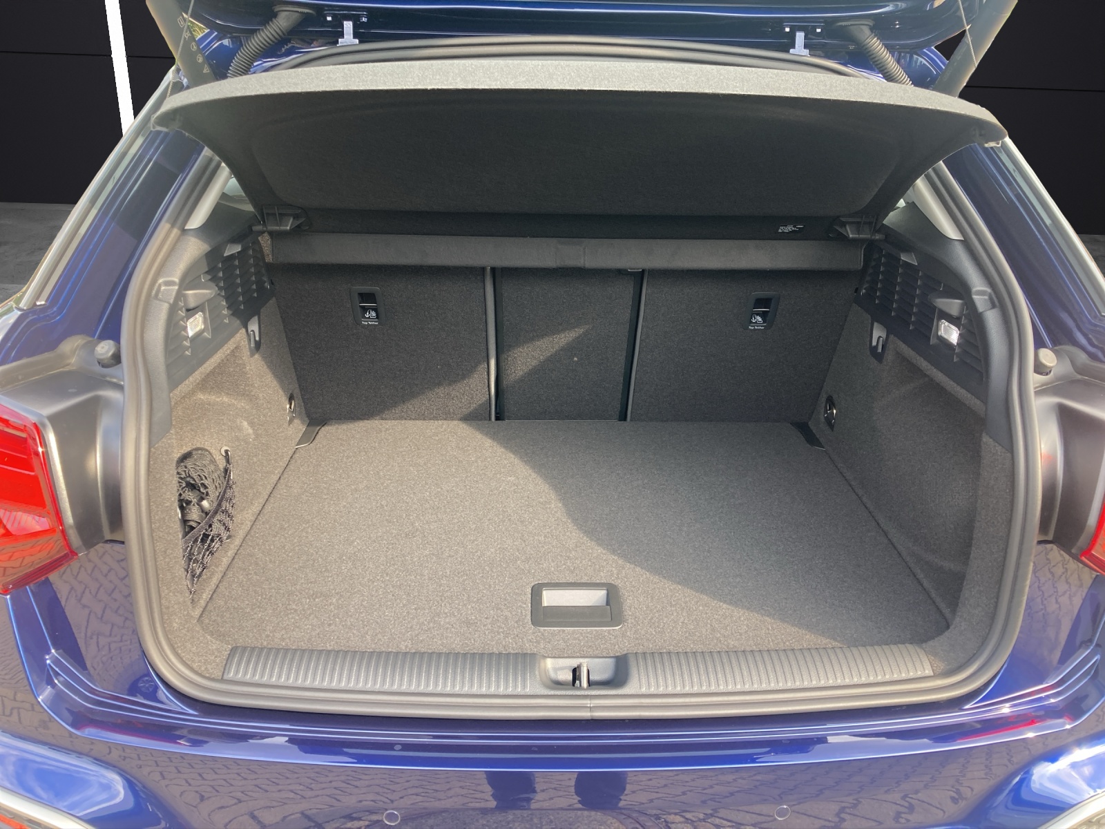 Fahrzeugabbildung Audi Q2 35 TFSI advanced, MatrixLED, virtual cockpit plus