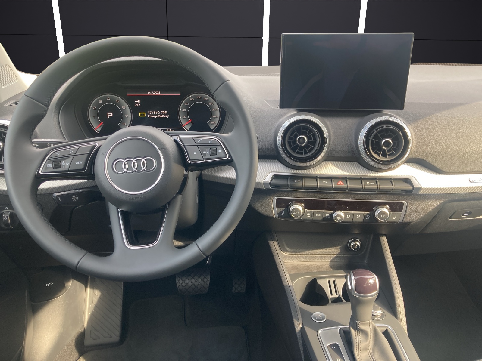 Fahrzeugabbildung Audi Q2 35 TFSI advanced, MatrixLED, virtual cockpit plus