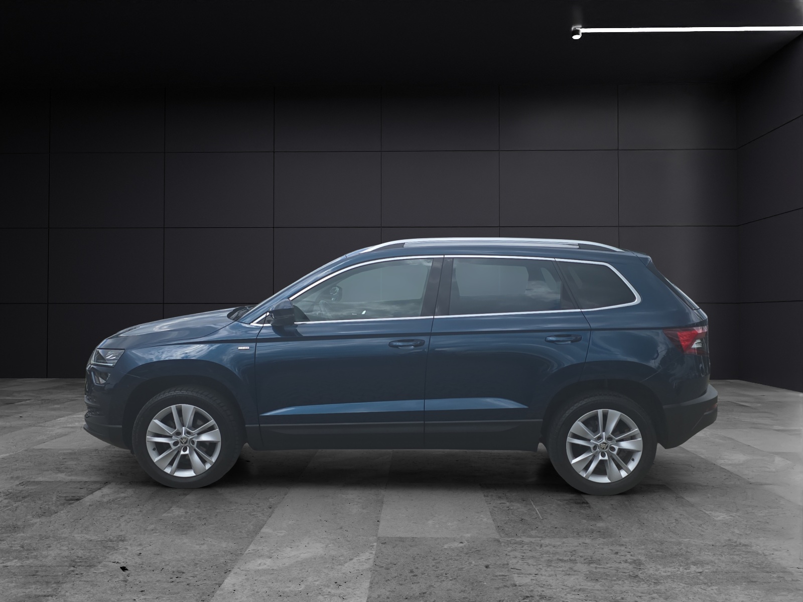 Fahrzeugabbildung SKODA Karoq Clever LED Navi AHK RFK VC SHZ