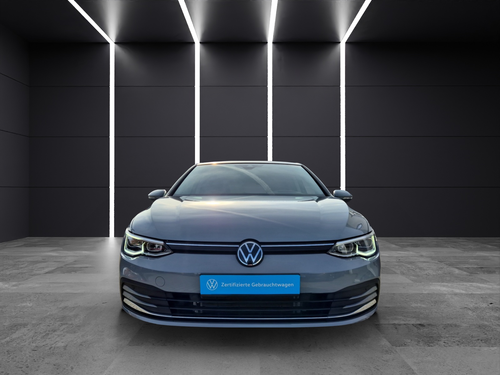 Fahrzeugabbildung Volkswagen Golf VIII TDI DSG AHK PANO RFK HuD ACC LED AID NAVI