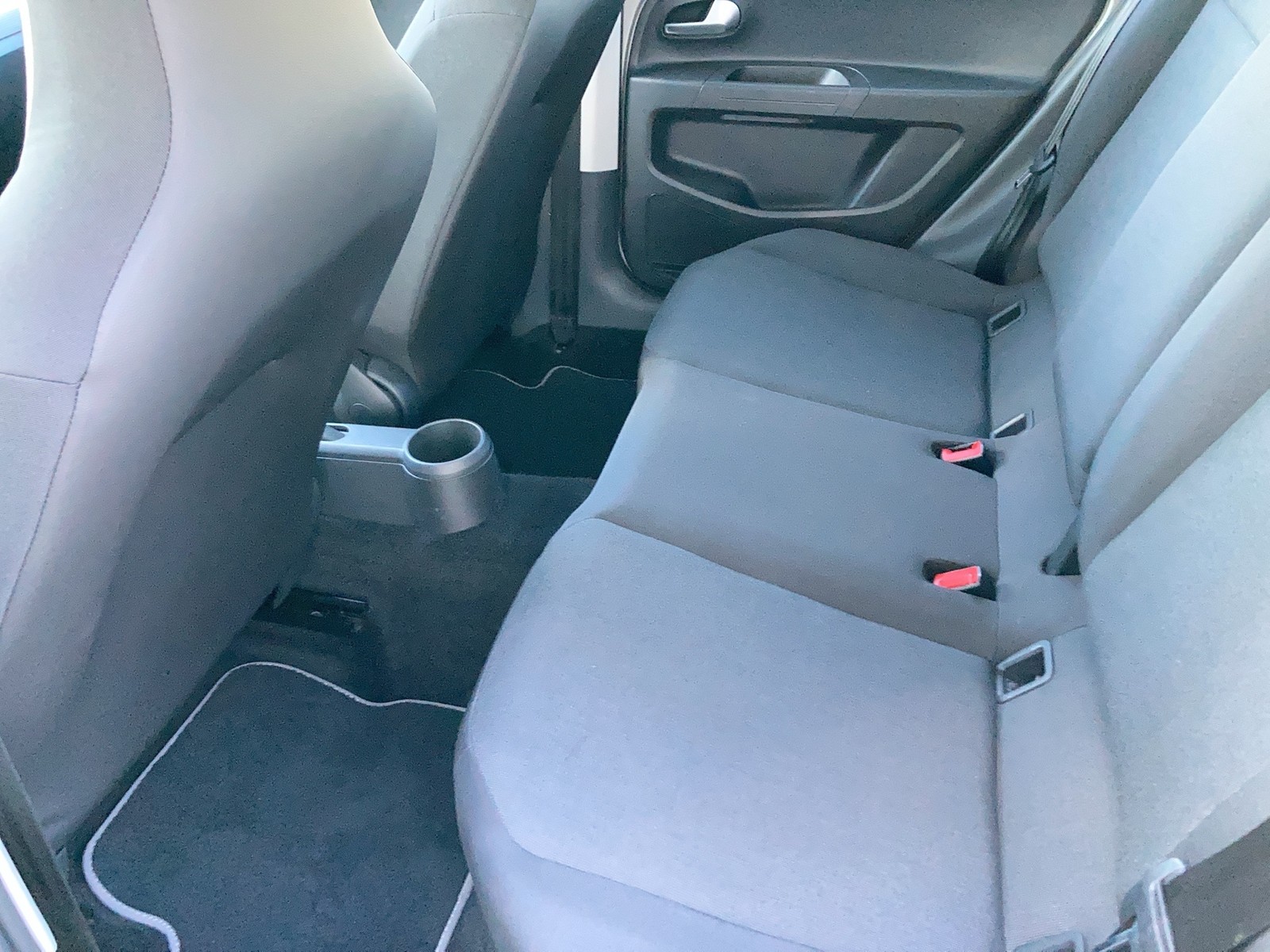 Fahrzeugabbildung Volkswagen e-up! Style Plus RFK SH
