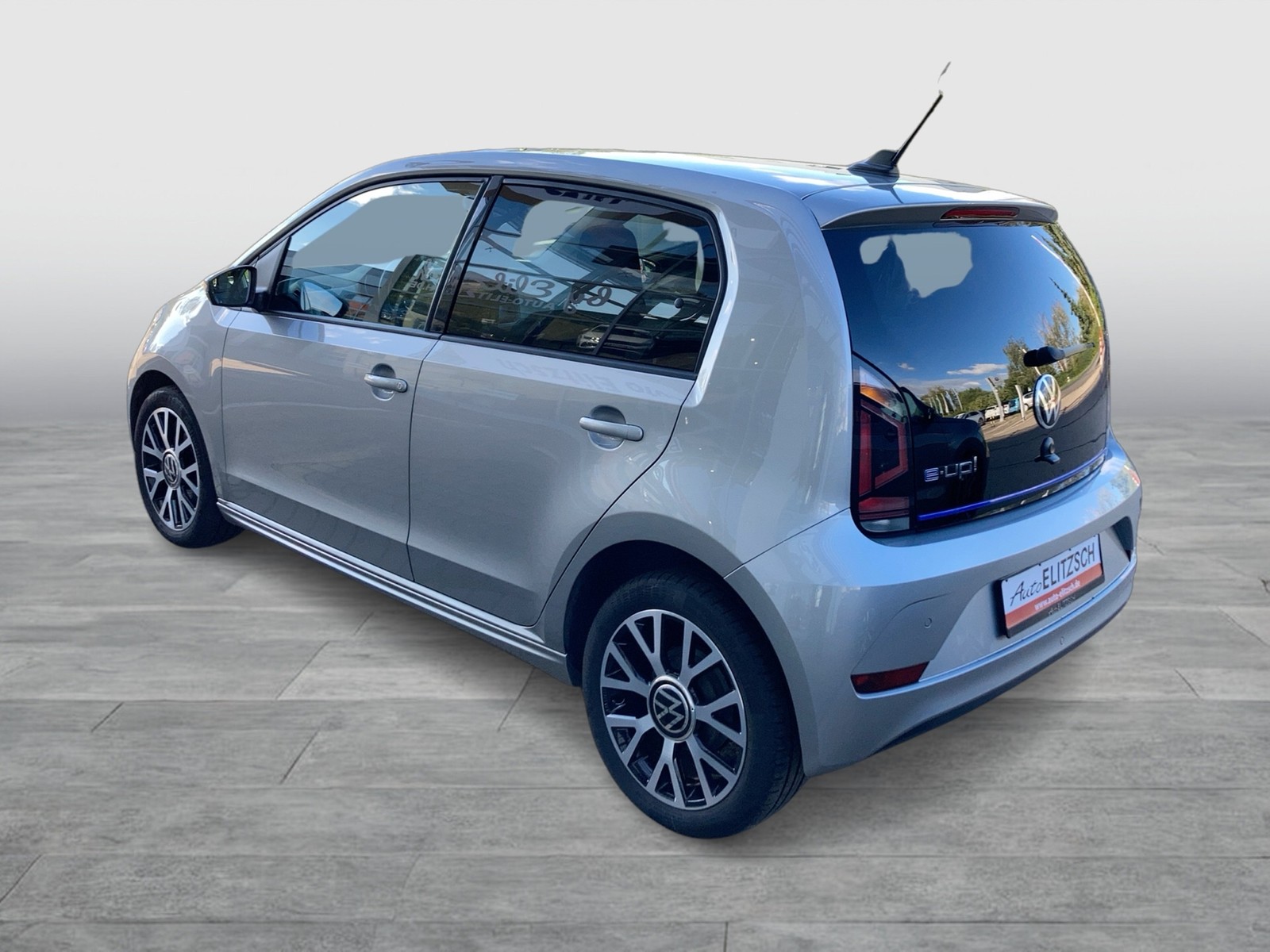 Fahrzeugabbildung Volkswagen e-up! Style Plus RFK SH