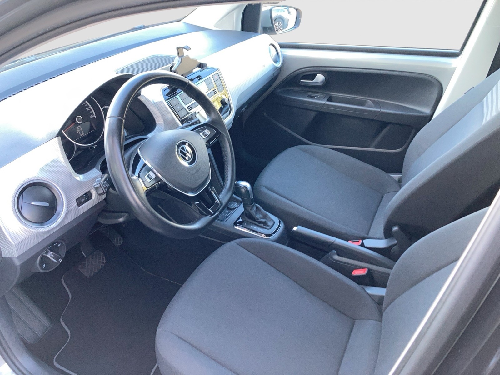 Fahrzeugabbildung Volkswagen e-up! Style Plus RFK SH