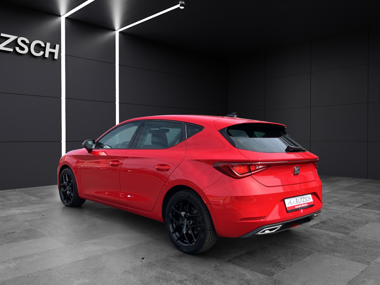 Fahrzeugabbildung SEAT Leon TSI FR LED Navi AHK -Fahrschule-