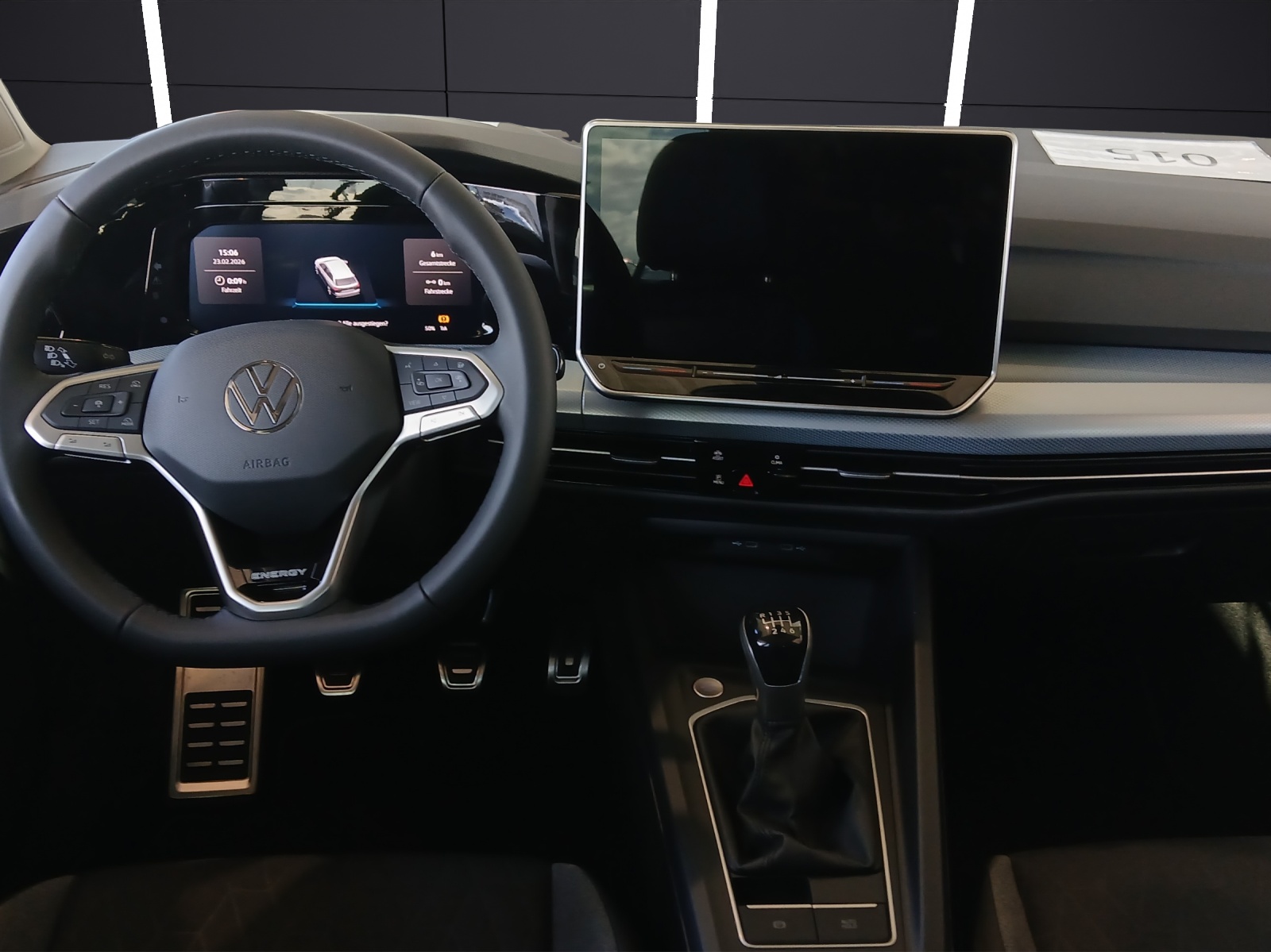 Fahrzeugabbildung Volkswagen Golf VIII Variant Goal TDI AHZV ACC Ready2Discover RearView