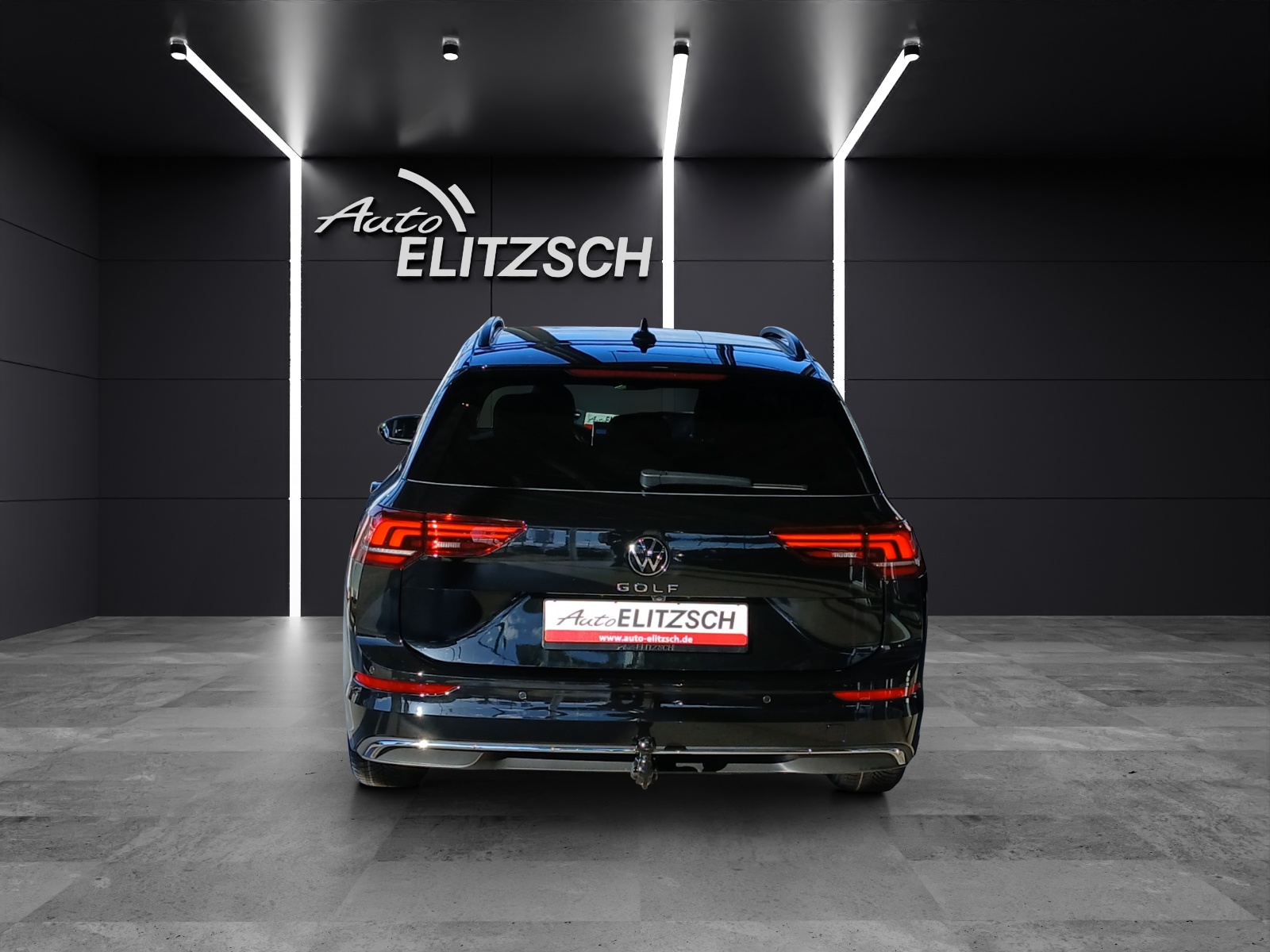 Fahrzeugabbildung Volkswagen Golf VIII Variant Goal TDI AHZV ACC Ready2Discover RearView