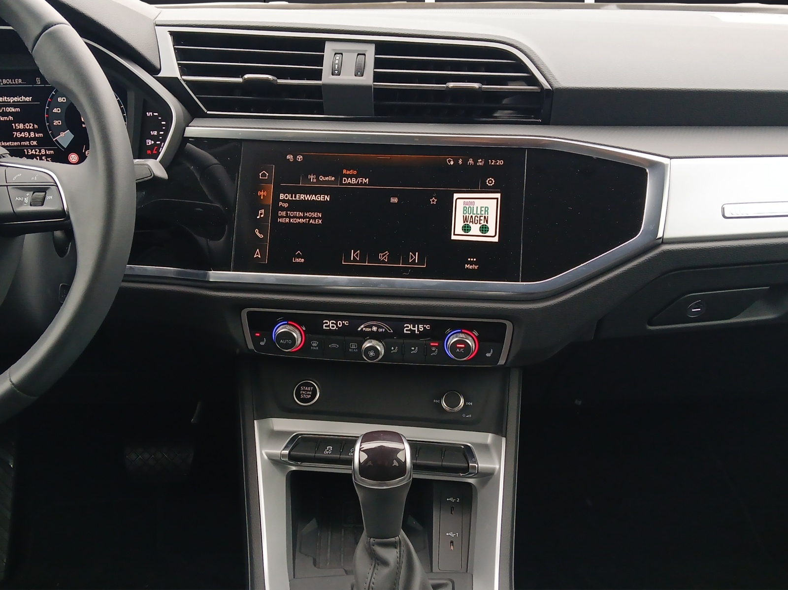 Fahrzeugabbildung Audi Q3 35 TFSI advanced LED Navi SHZ AHK ACC AVC