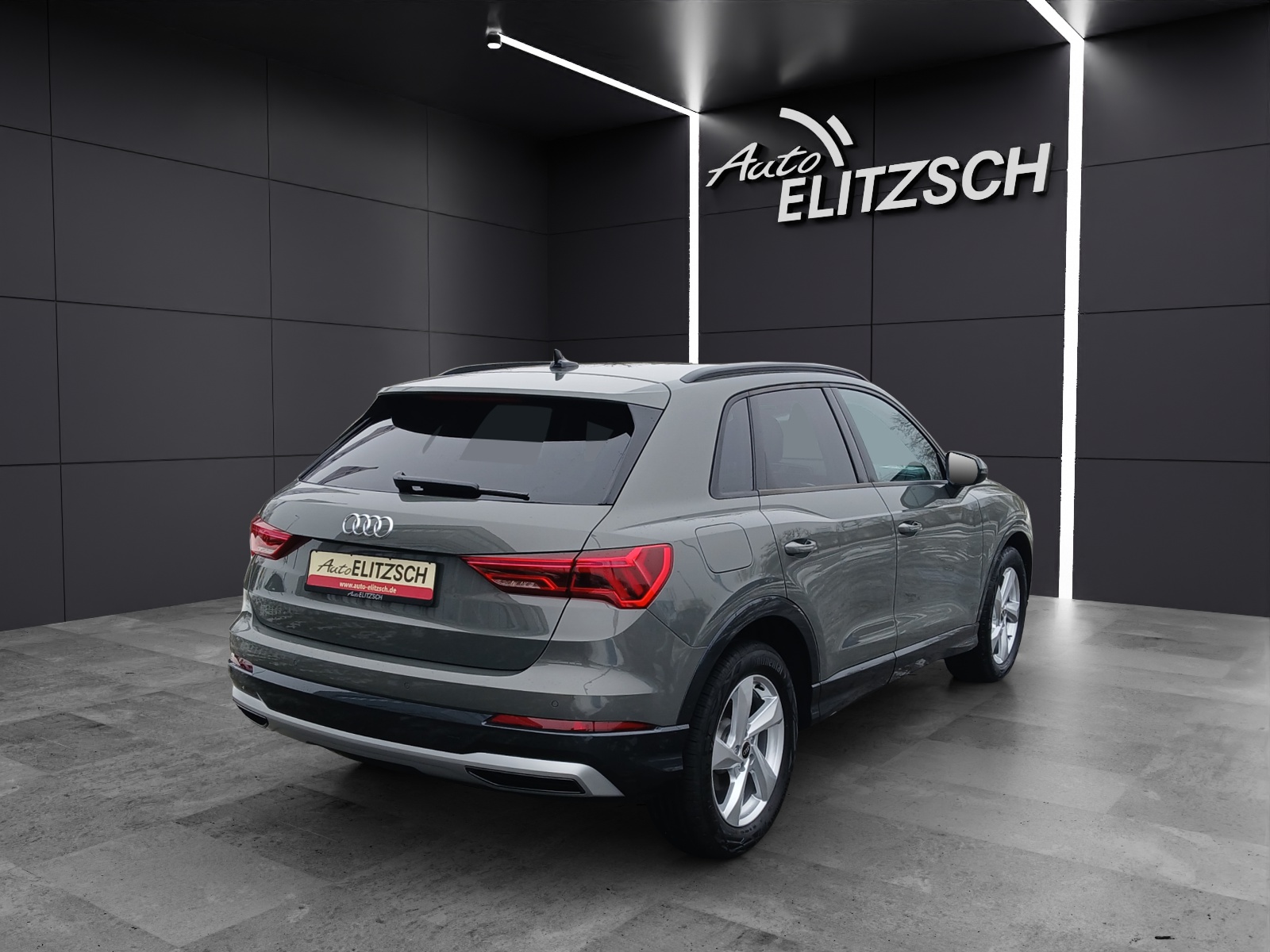 Fahrzeugabbildung Audi Q3 35 TFSI advanced LED Navi SHZ AHK ACC AVC