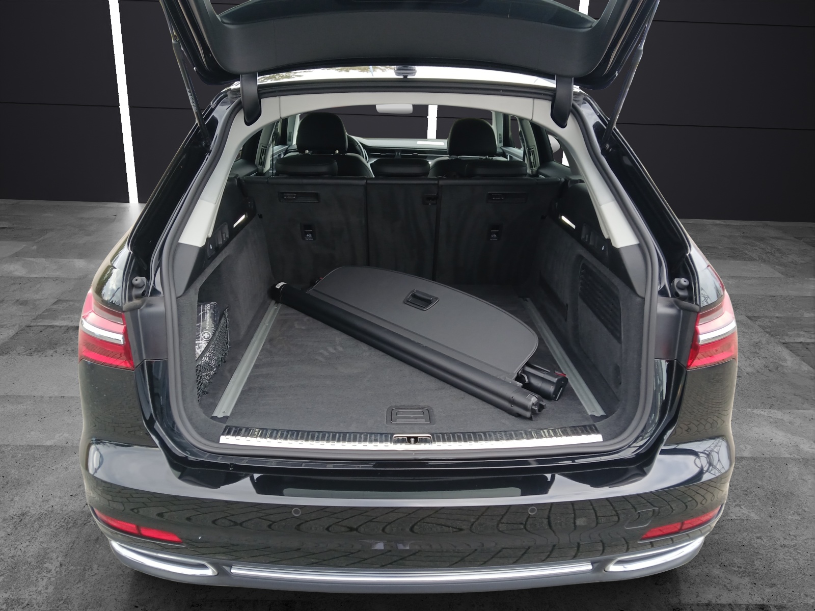 Fahrzeugabbildung Audi A6 Avant 40 TDI Sport quattro S-tronic LED Navi AVC Leder ACC RFK SH 19