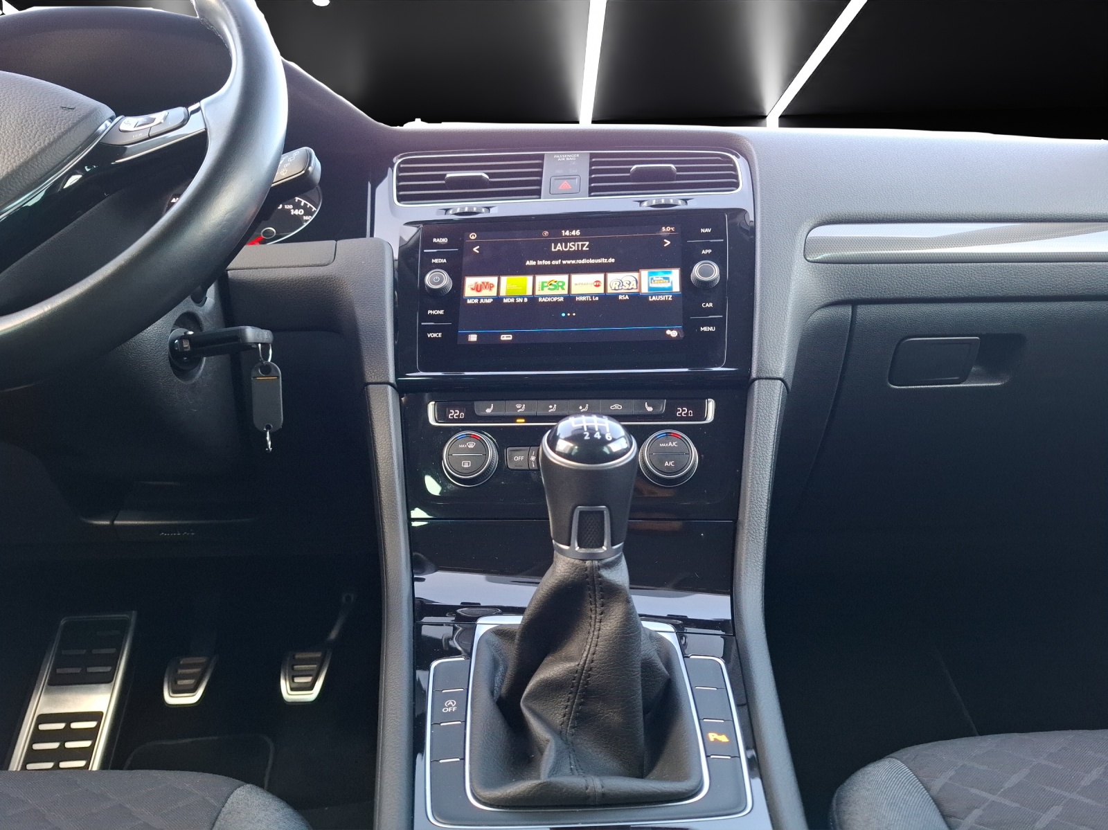 Fahrzeugabbildung Volkswagen Golf VII Variant TSI Join Navi Climatronic RFK SH