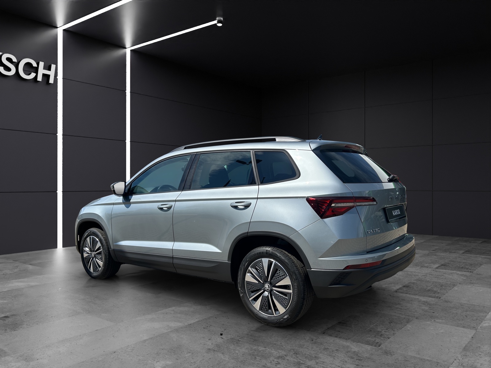 Fahrzeugabbildung SKODA Karoq TSI Balance MATRIX NAVI RFK ACC 3J ASG