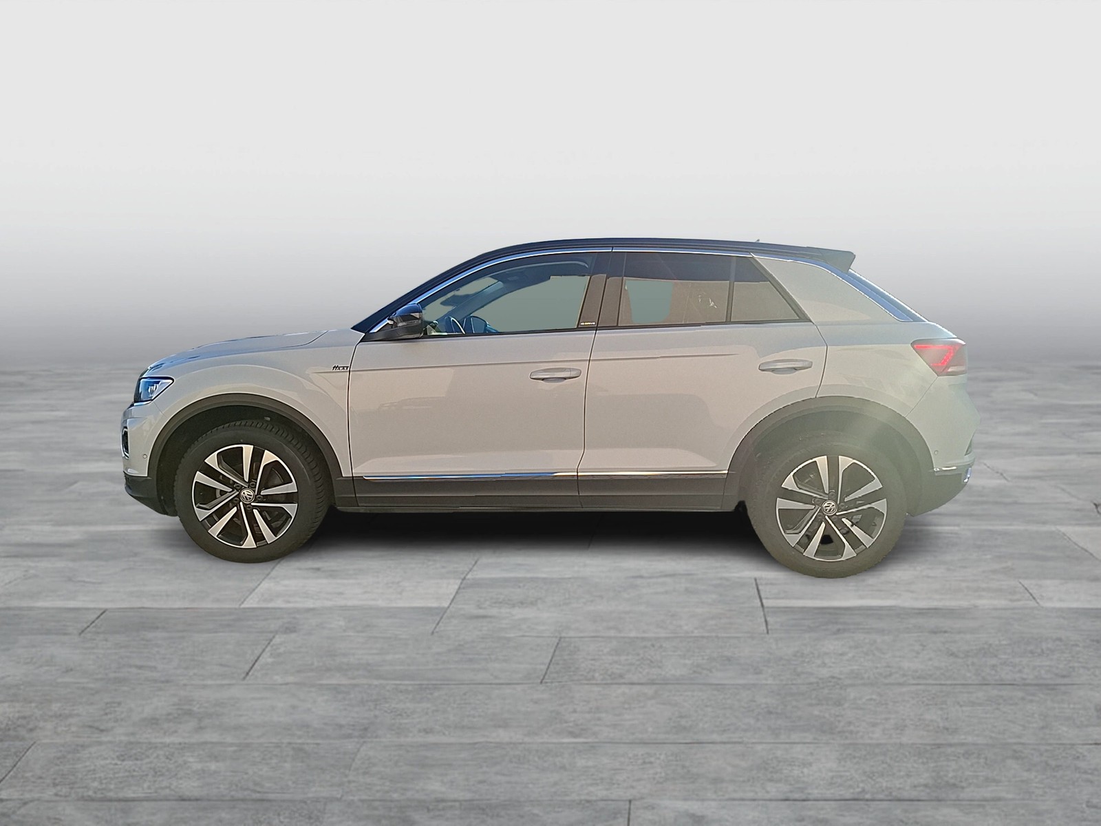 Fahrzeugabbildung Volkswagen T-Roc TSI IQ-Drive LED CarPlay ACC SHZ Park-Assist