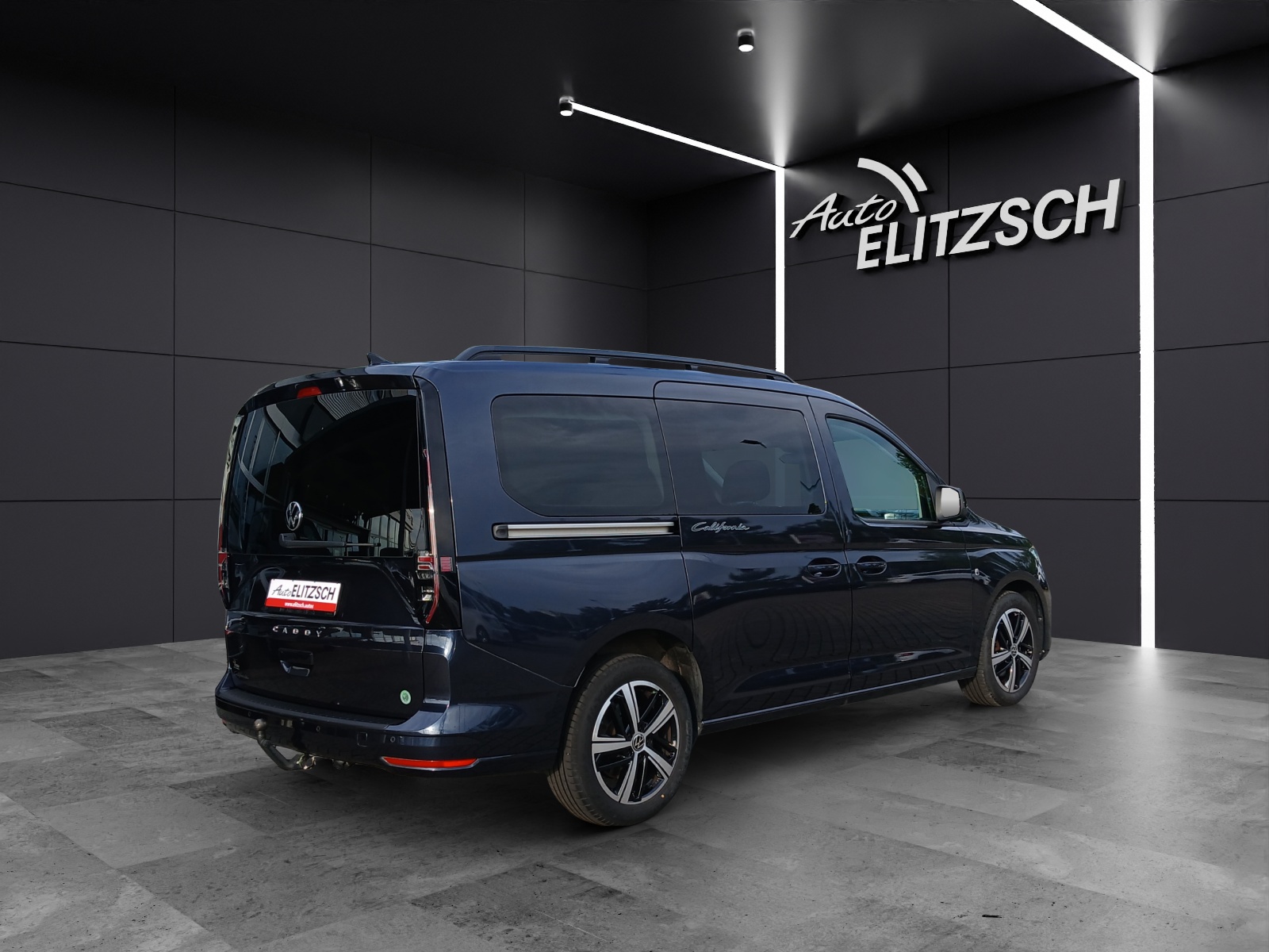 Fahrzeugabbildung Volkswagen Caddy California TDI Maxi DSG STH LED AHK Navi AID Pano GRA PDC SH LM
