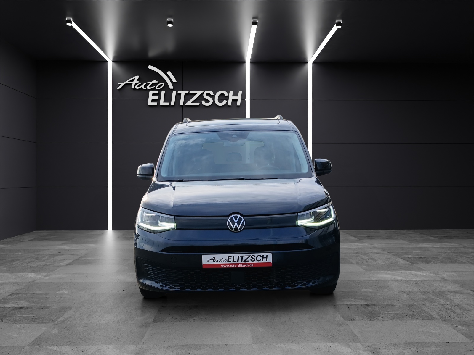 Fahrzeugabbildung Volkswagen Caddy California TDI Maxi DSG STH LED AHK Navi AID Pano GRA PDC SH LM