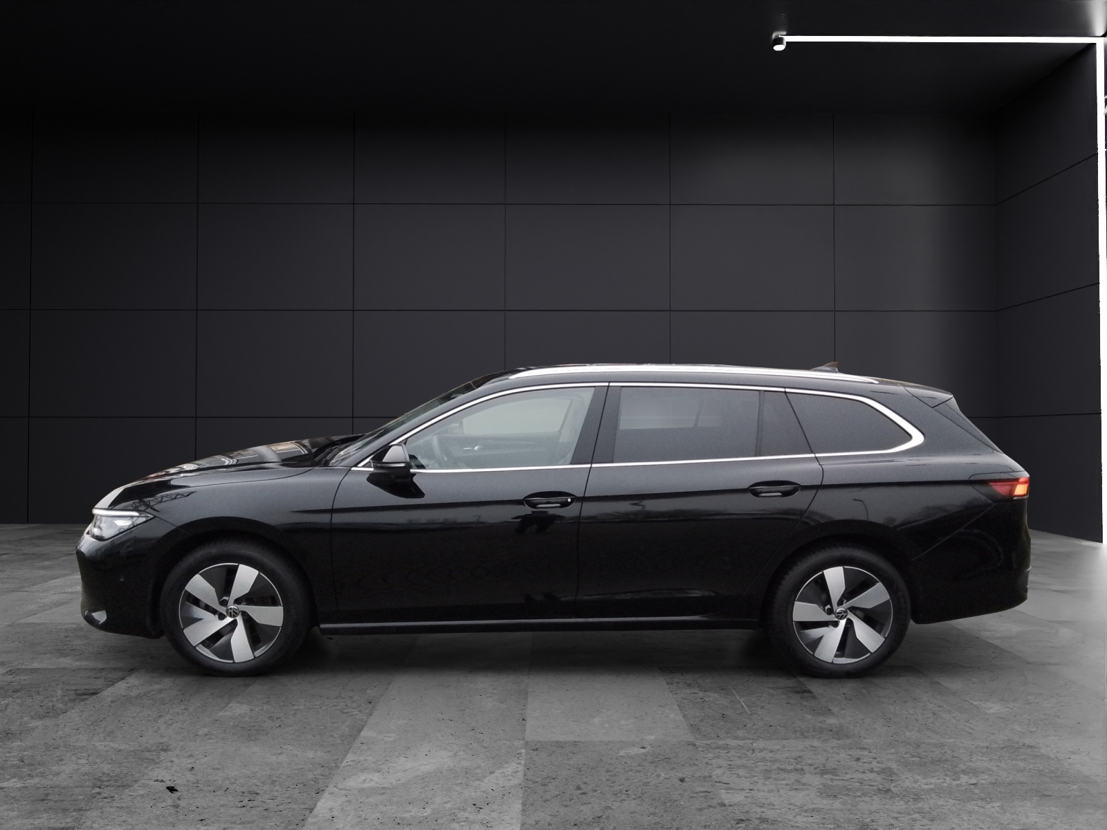 Fahrzeugabbildung Volkswagen Passat eTSI Business DSG LED AHK Navi AID ACC RFK SH LM