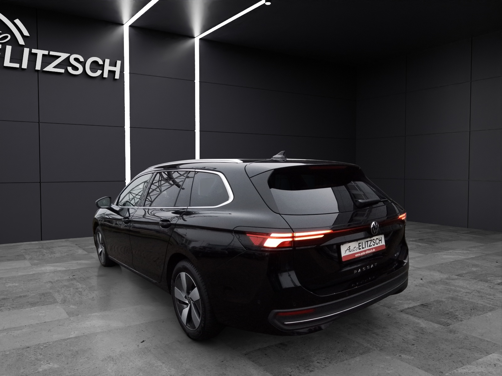 Fahrzeugabbildung Volkswagen Passat eTSI Business DSG LED AHK Navi AID ACC RFK SH LM