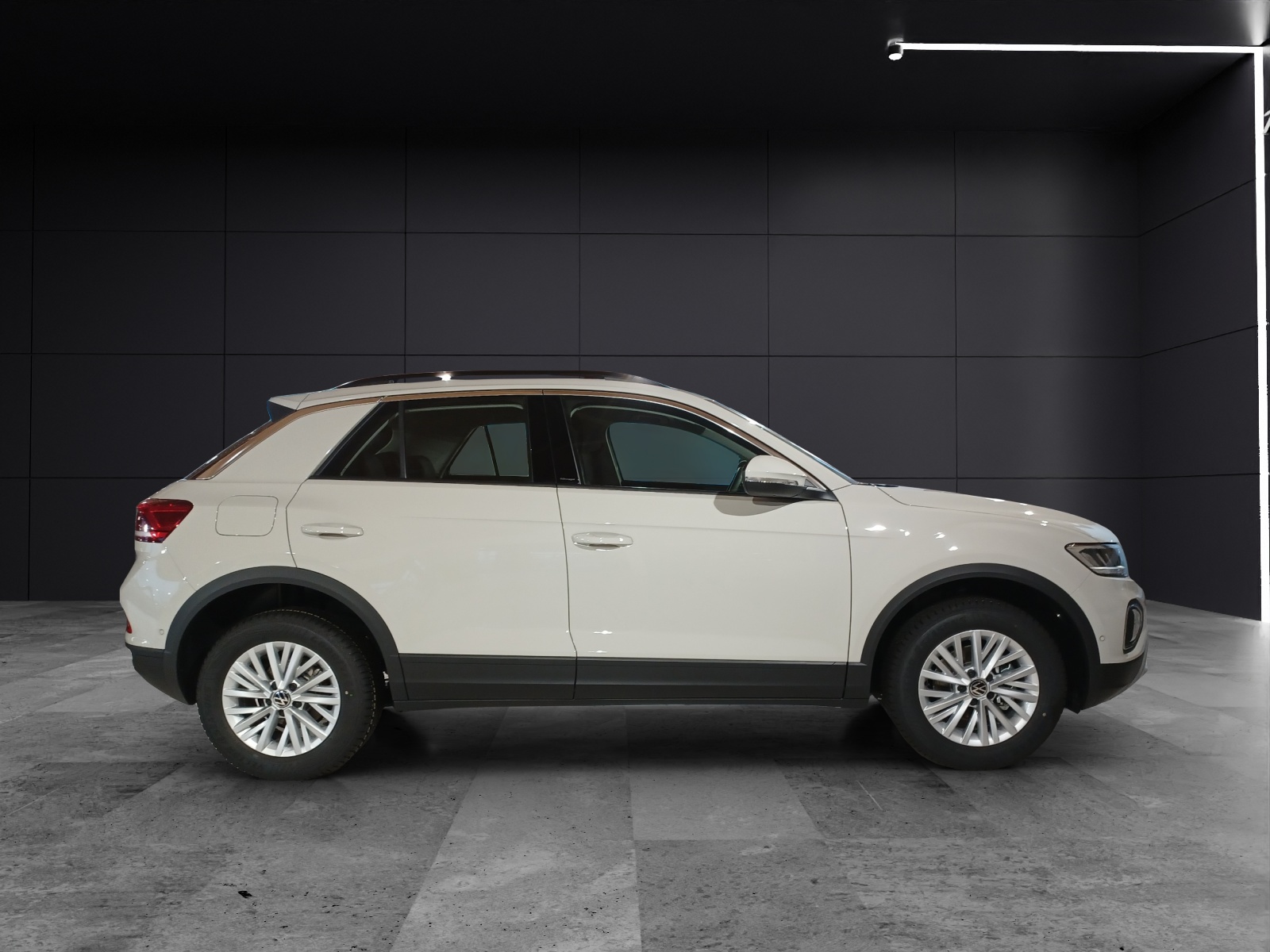 Fahrzeugabbildung Volkswagen T-Roc Life TSI