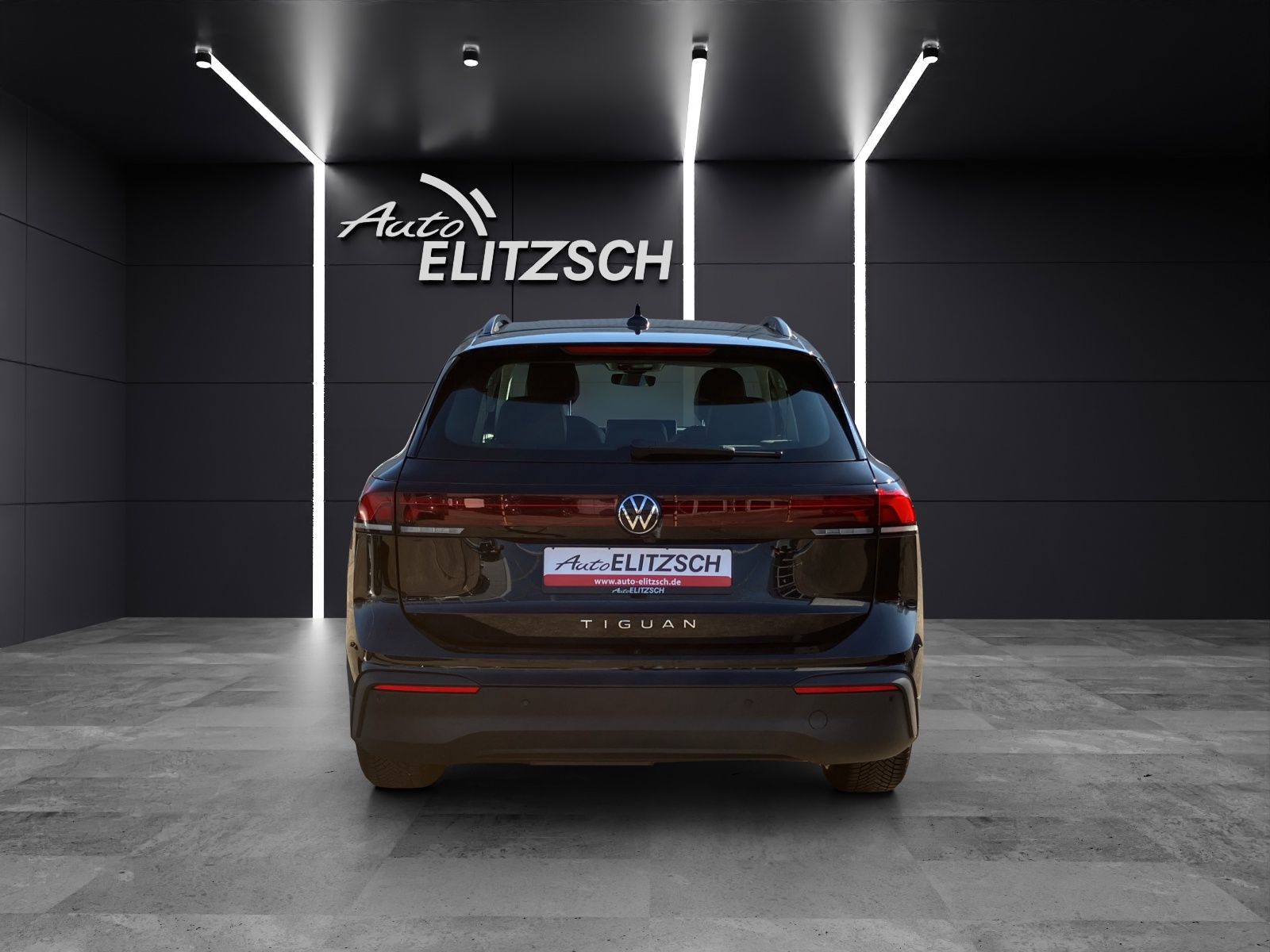Fahrzeugabbildung Volkswagen Tiguan TDI DSG AHK RFK AppCon HuD ACC Lane-Assist SHZ NAVI LM