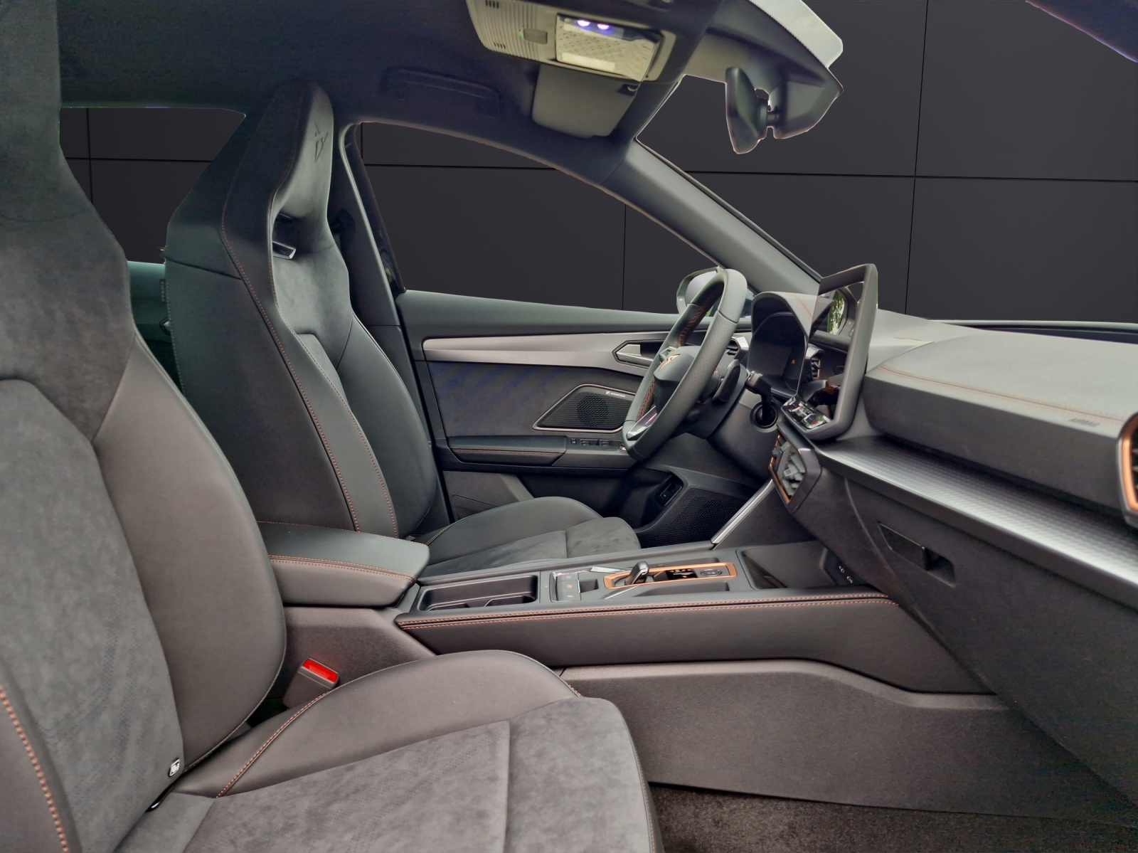 Fahrzeugabbildung CUPRA Formentor VZ 2.0 TSI 4Drive DSG AHZ LED KLIMA