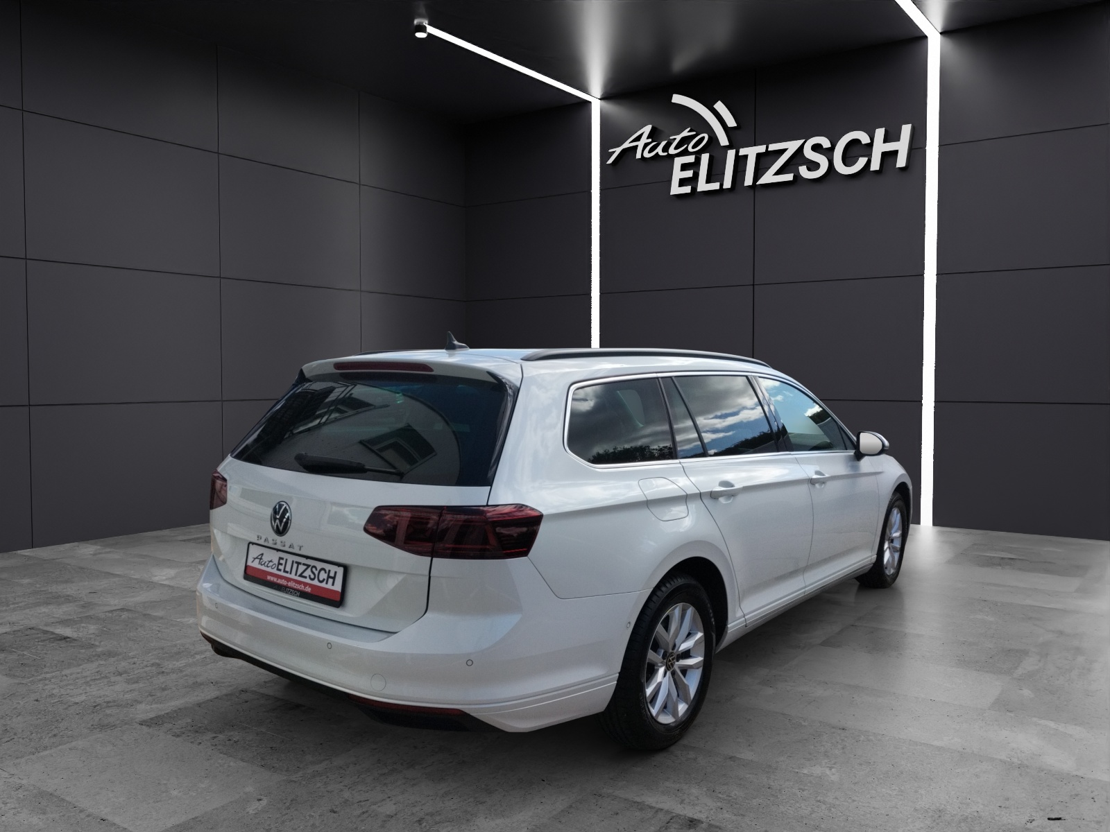 Fahrzeugabbildung Volkswagen Passat Variant TDI Business DSG Matrix AHK Navi AID ACC RFK SH