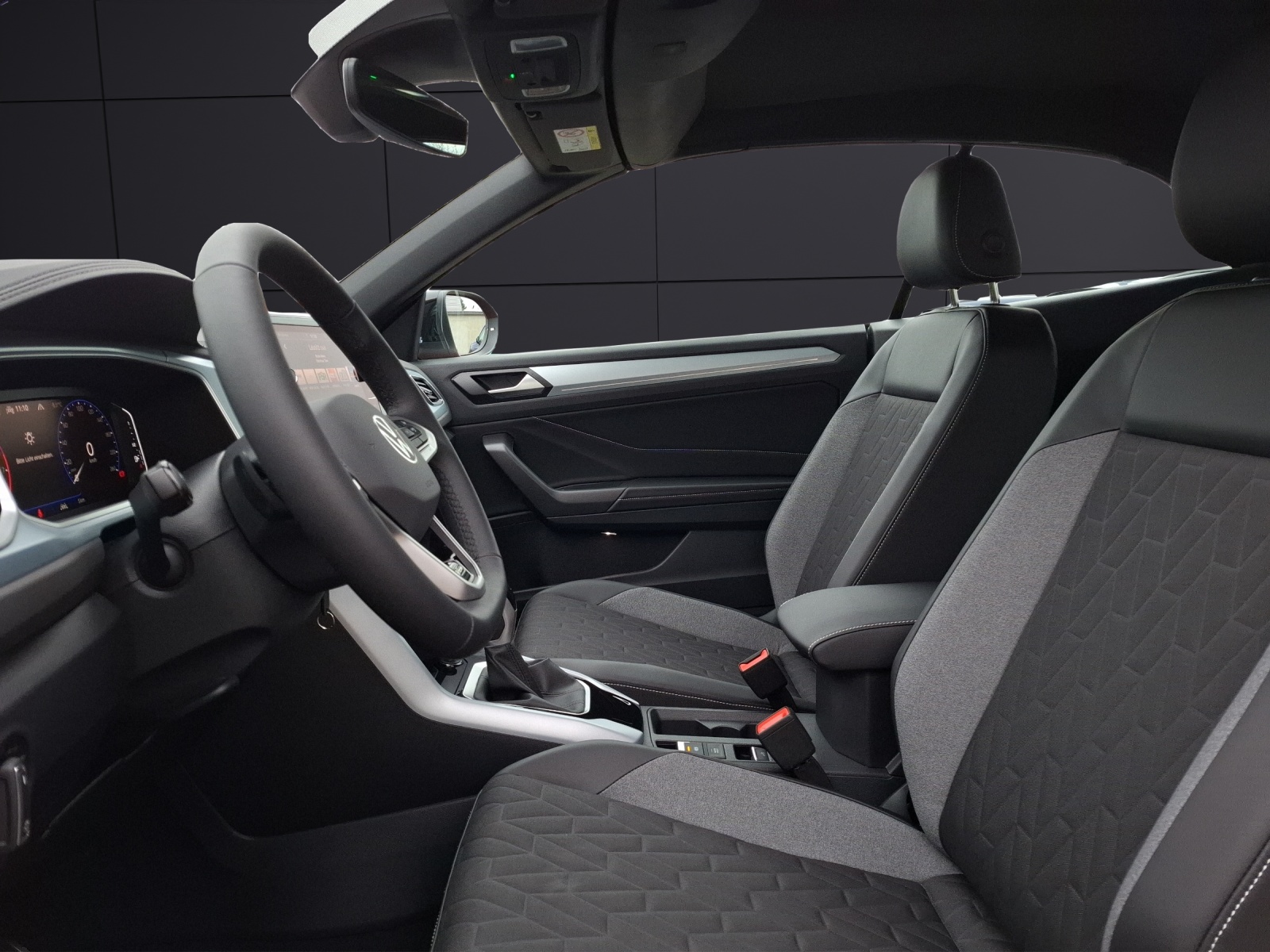 Fahrzeugabbildung Volkswagen T-Roc Cabrio 1.5l TSI DSG Goal