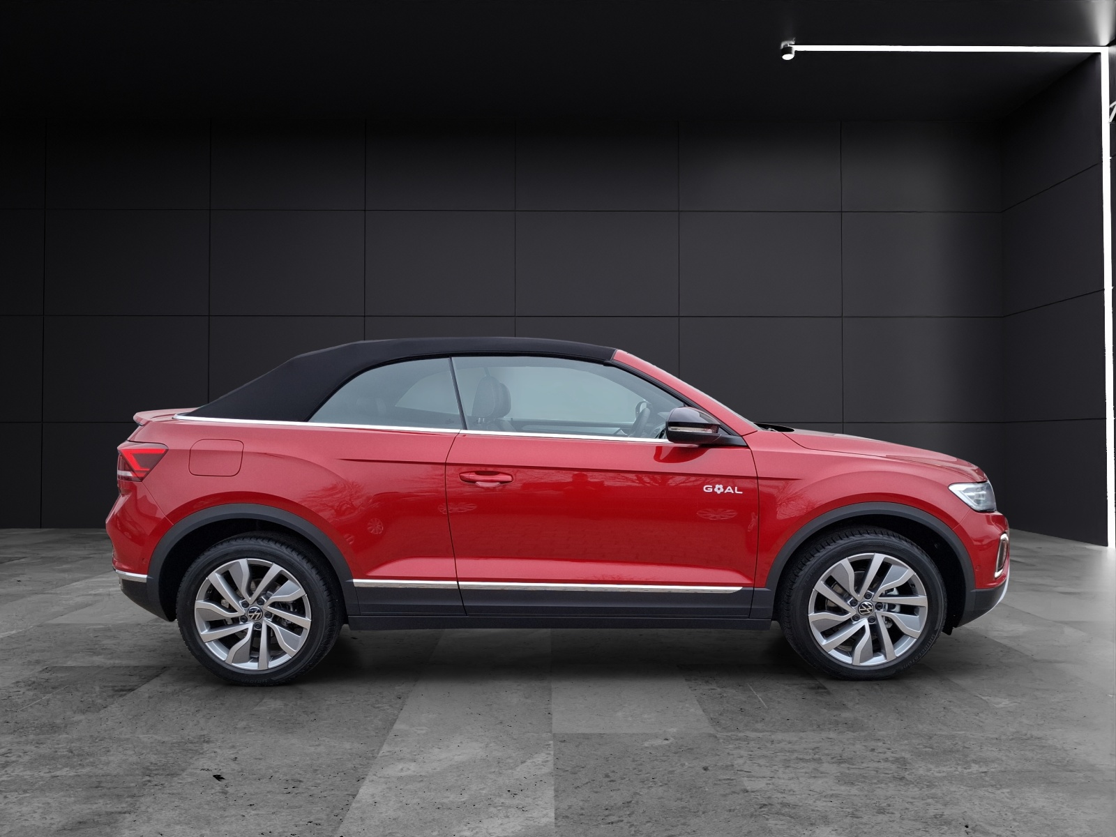 Fahrzeugabbildung Volkswagen T-Roc Cabrio 1.5l TSI DSG Goal
