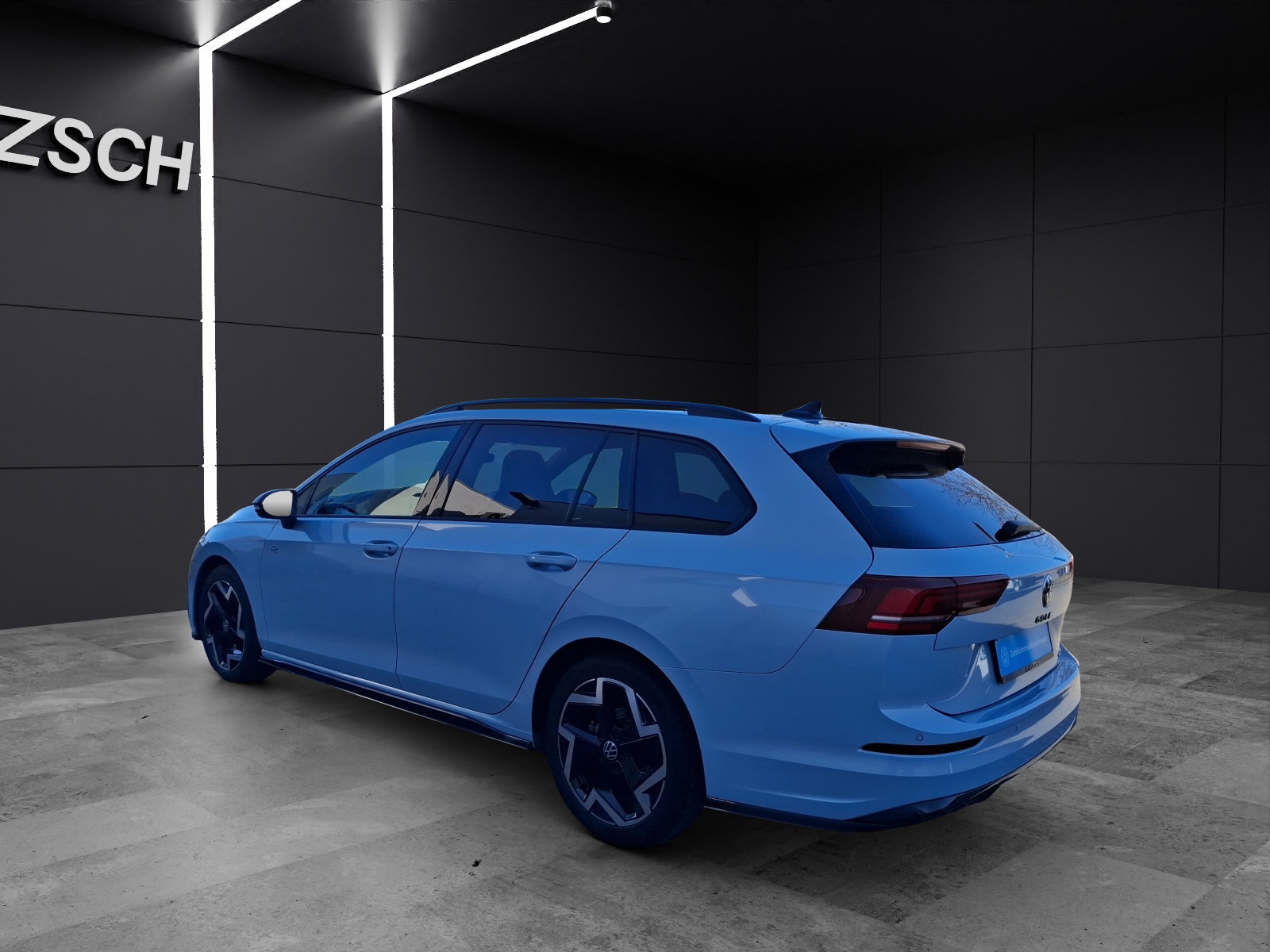 Fahrzeugabbildung Volkswagen Golf VIII Variant eTSI R-Line DSG LEDplus Navi AID HUD ACC RFK SH