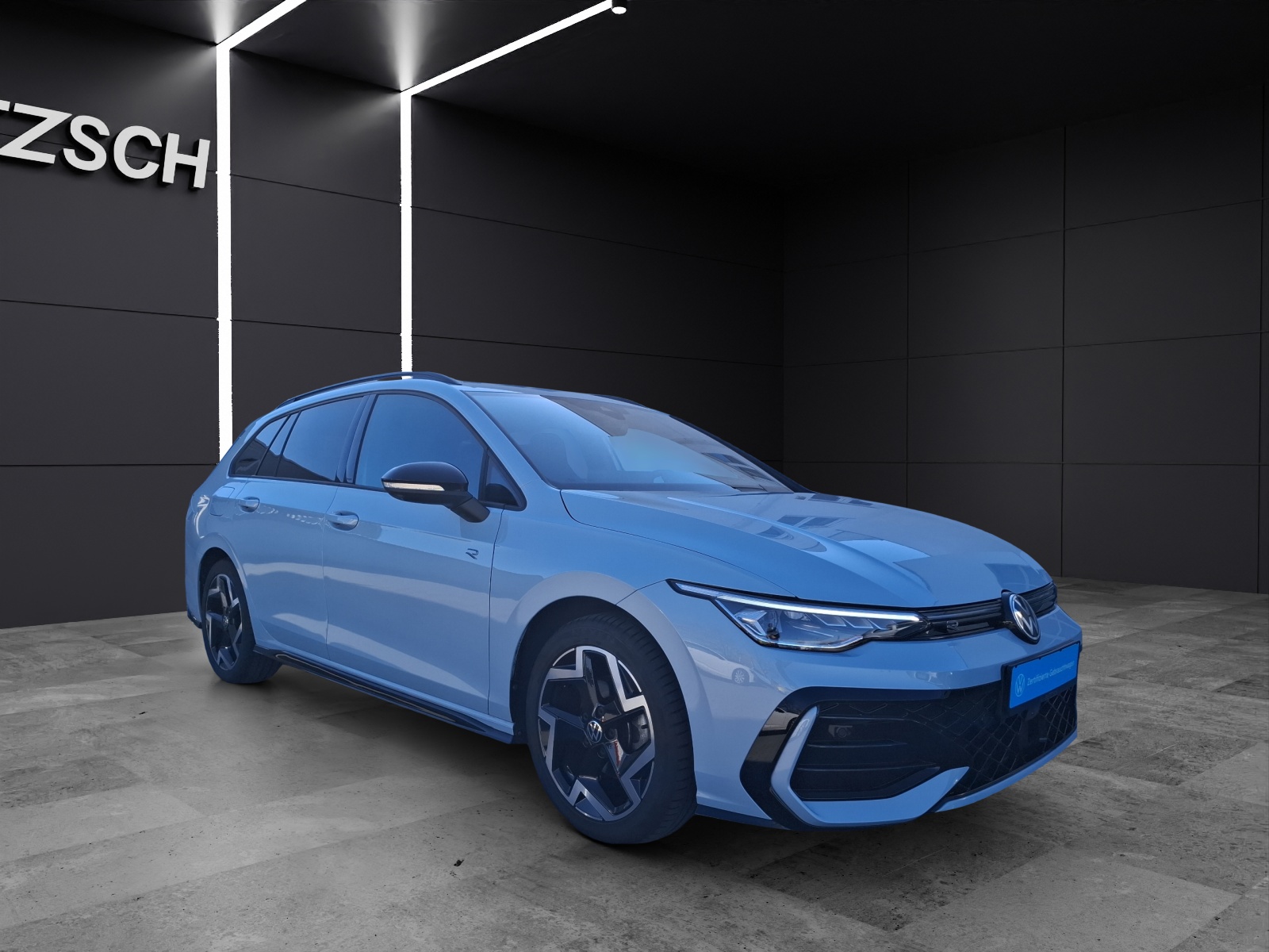 Fahrzeugabbildung Volkswagen Golf VIII Variant eTSI R-Line DSG LEDplus Navi AID HUD ACC RFK SH