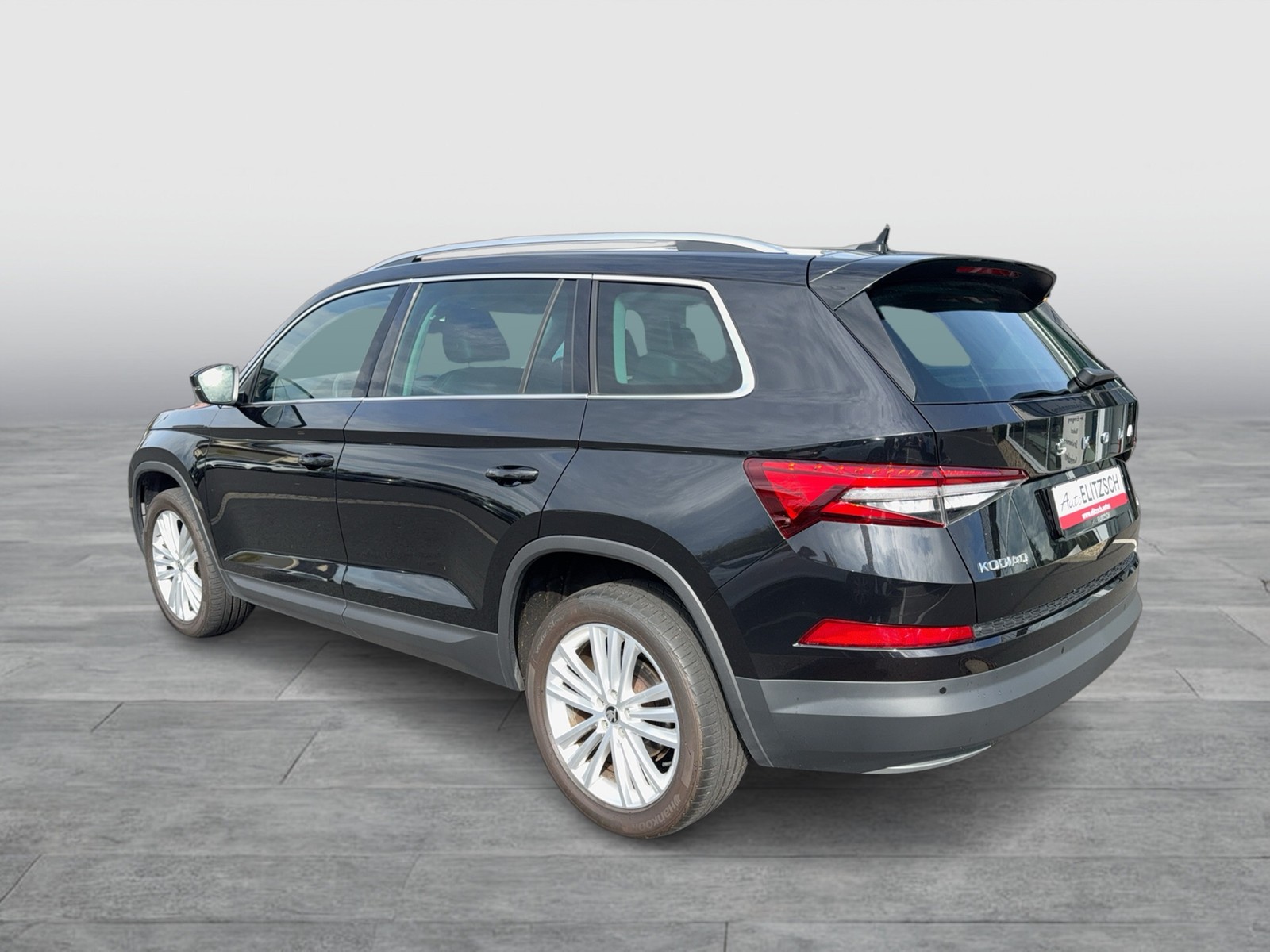 Fahrzeugabbildung SKODA Kodiaq Style 4x4 TDI DSG Matrix Navi GRA AHK VC SH