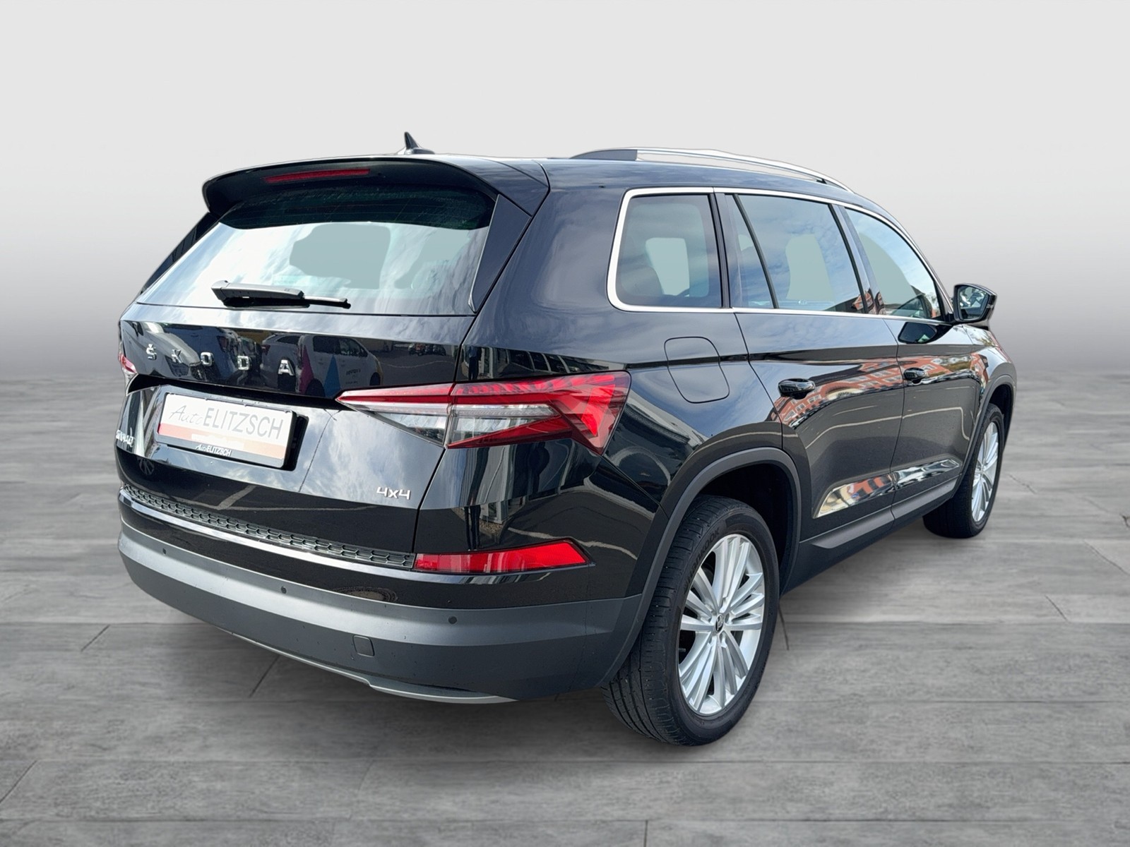 Fahrzeugabbildung SKODA Kodiaq Style 4x4 TDI DSG Matrix Navi GRA AHK VC SH