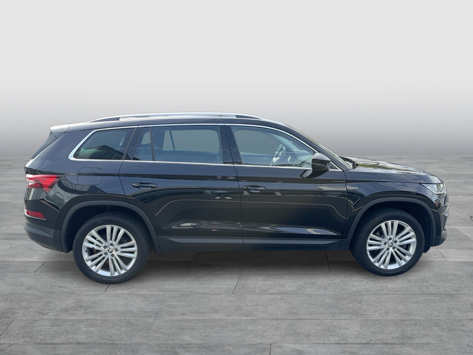 Fahrzeugabbildung SKODA Kodiaq Style 4x4 TDI DSG Matrix Navi GRA AHK VC SH